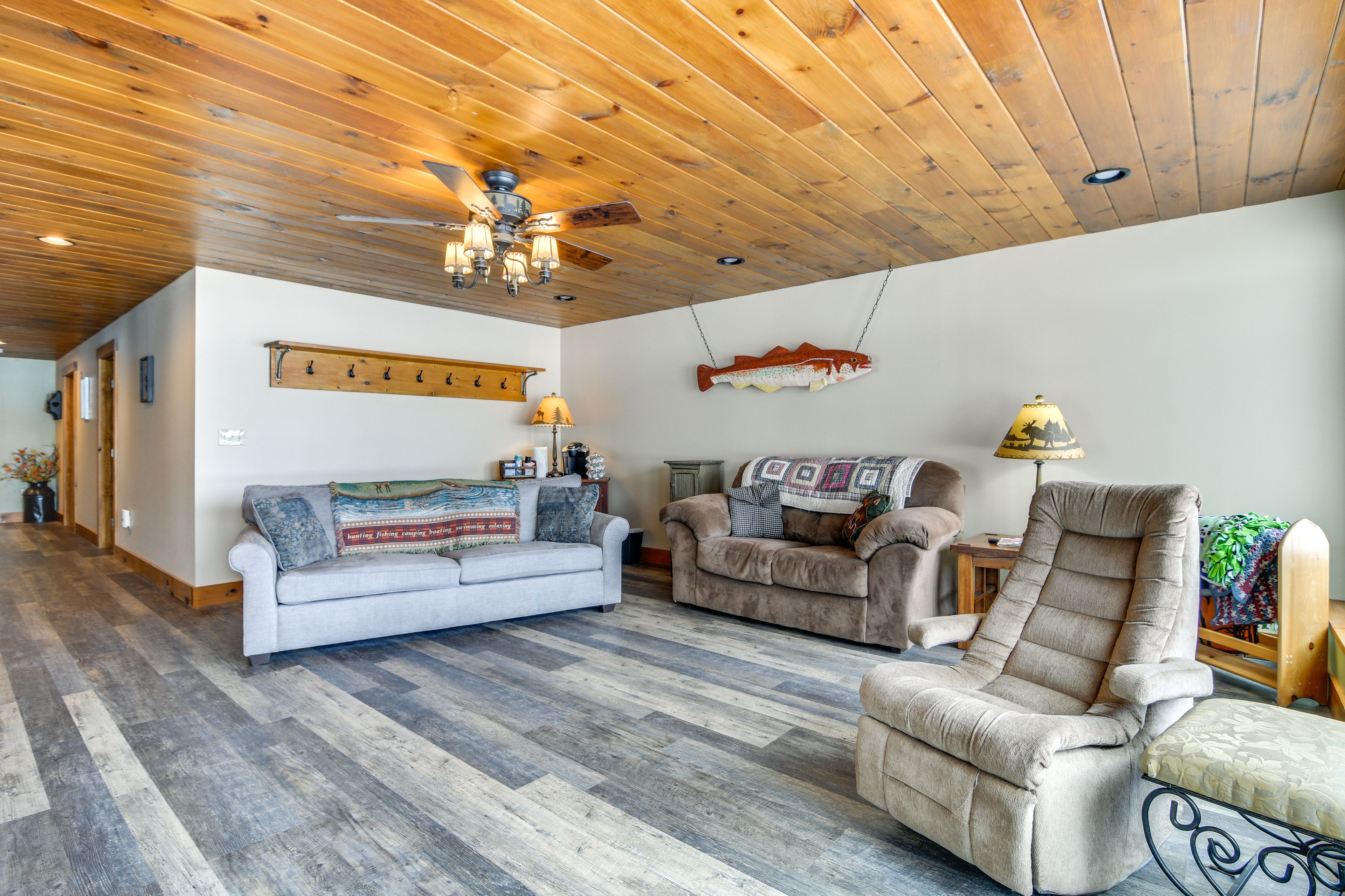 Downstairs Living Room | Smart TV | Ground Floor