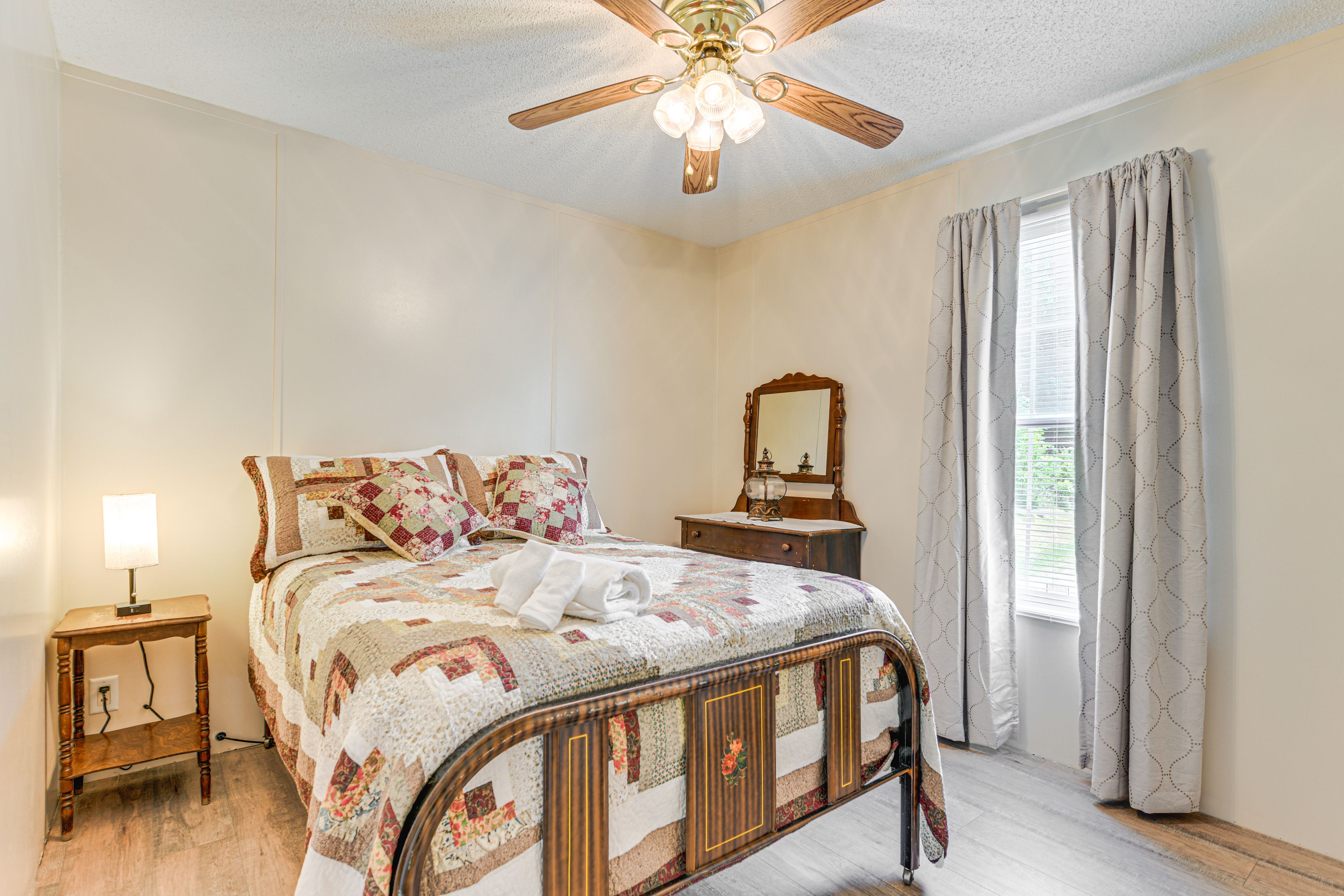 Bedroom 3 | Full Bed