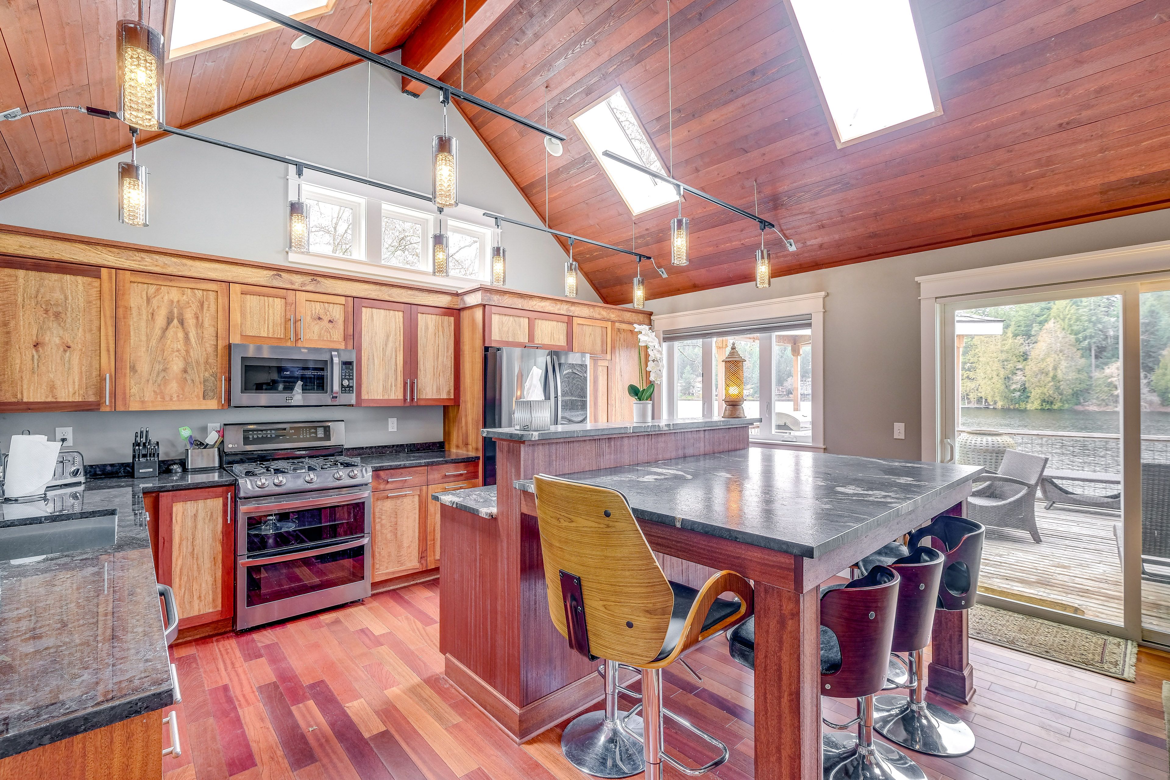 Dining Area | 1st Floor | Dishware/Flatware