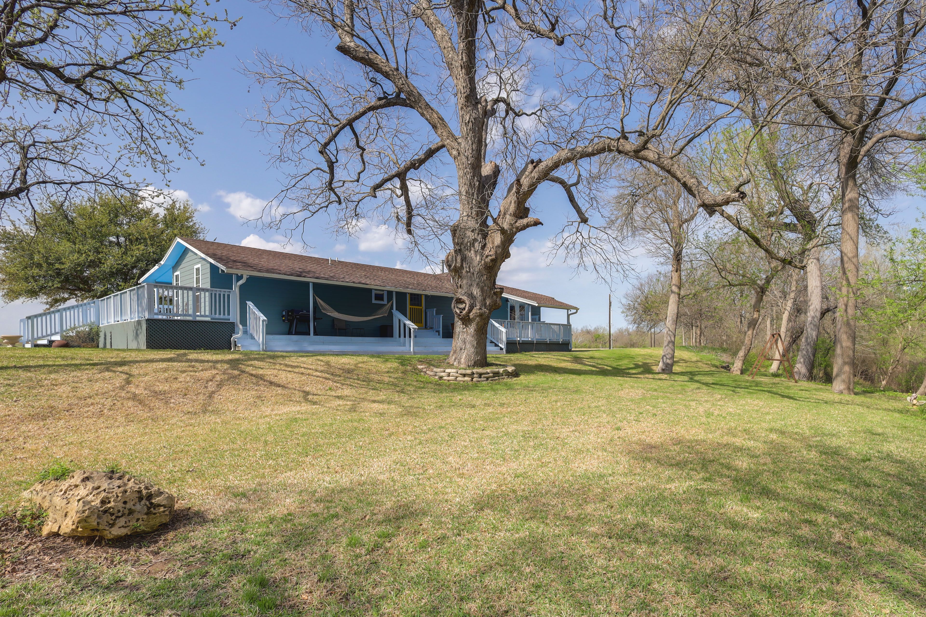 Backyard | Riverfront