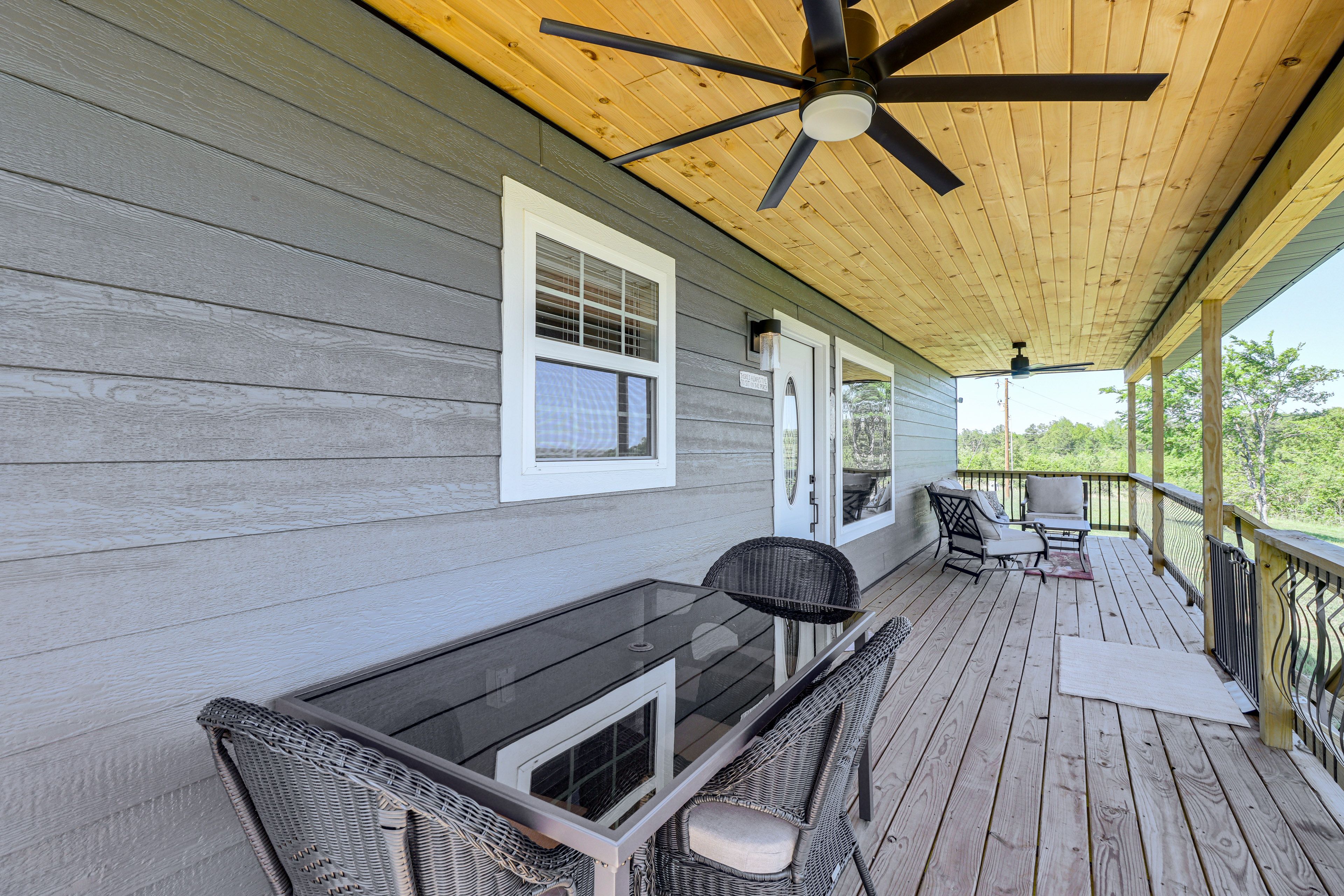 Deck | Outdoor Seating & Dining | Ceiling Fans | Mountain Views