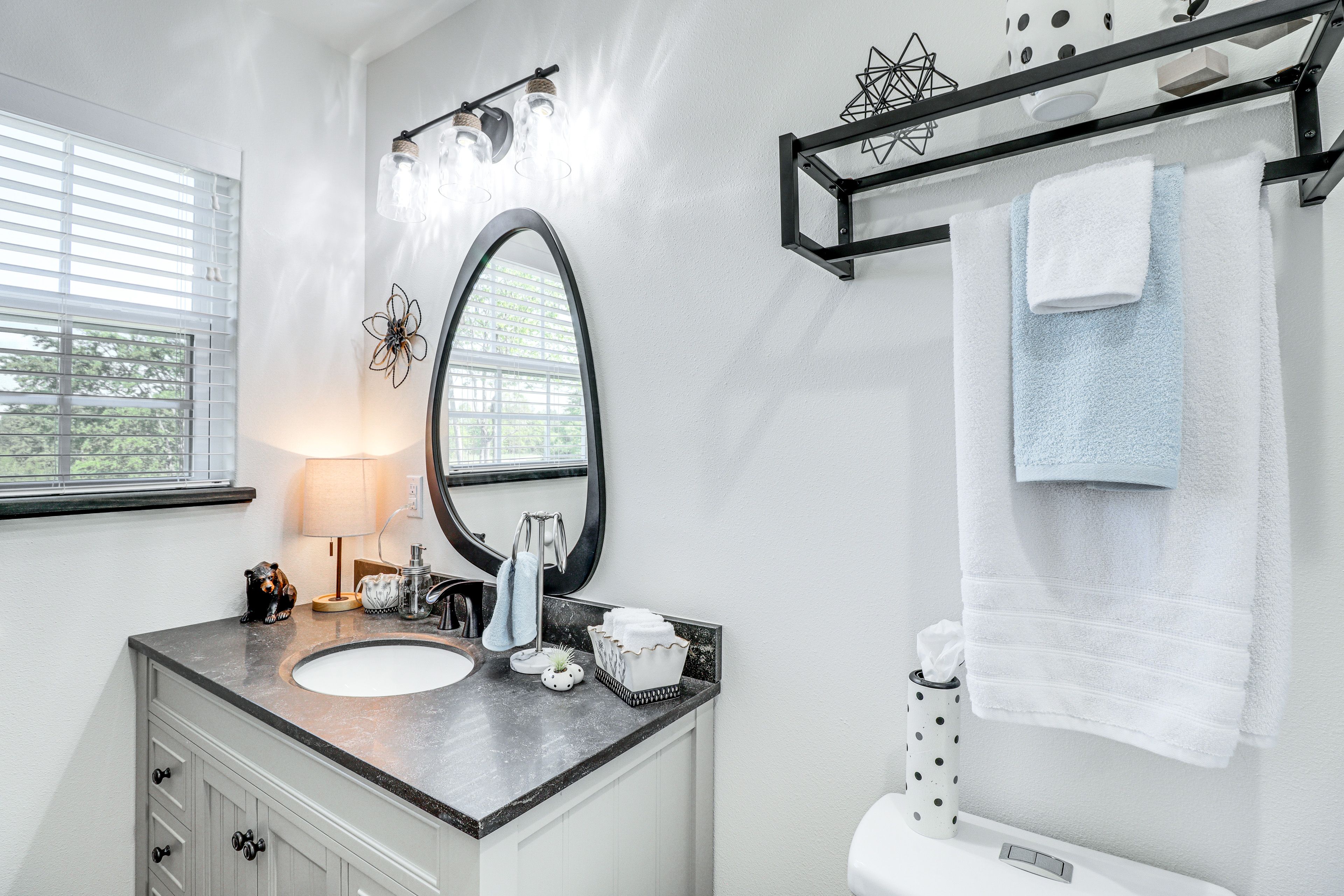 Full Bathroom | Hair Dryer
