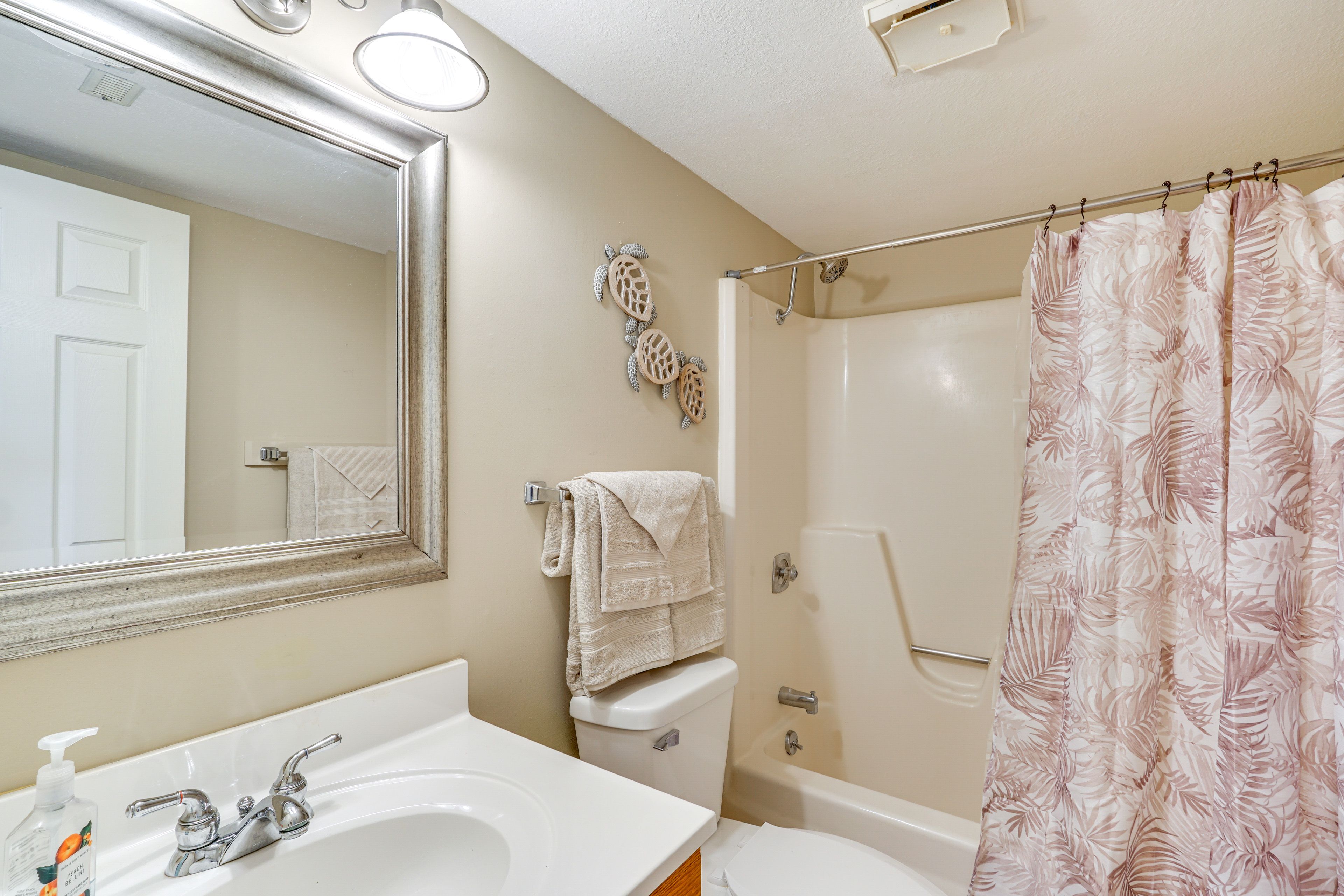 Full Bathroom