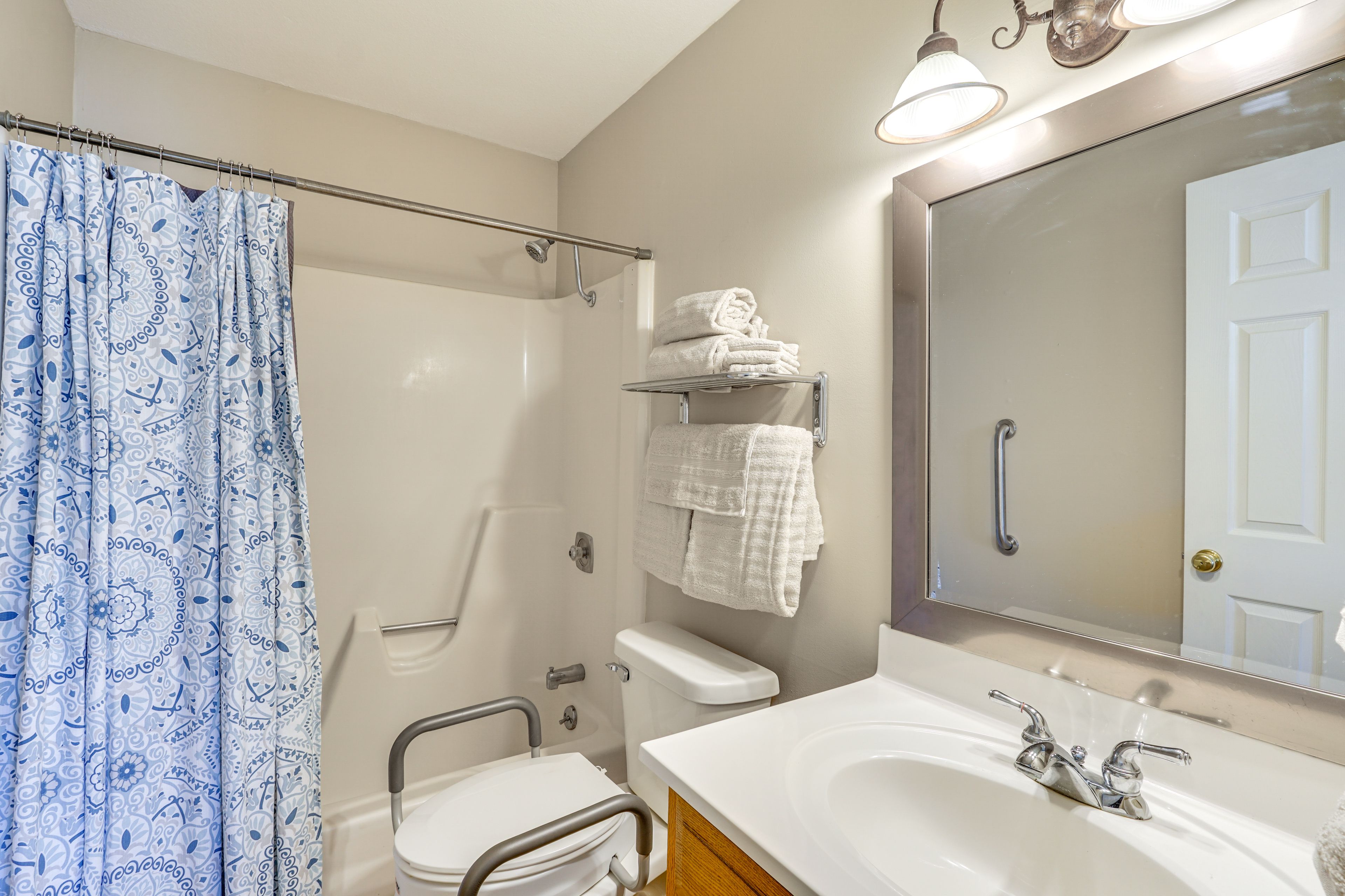 En-Suite Bathroom