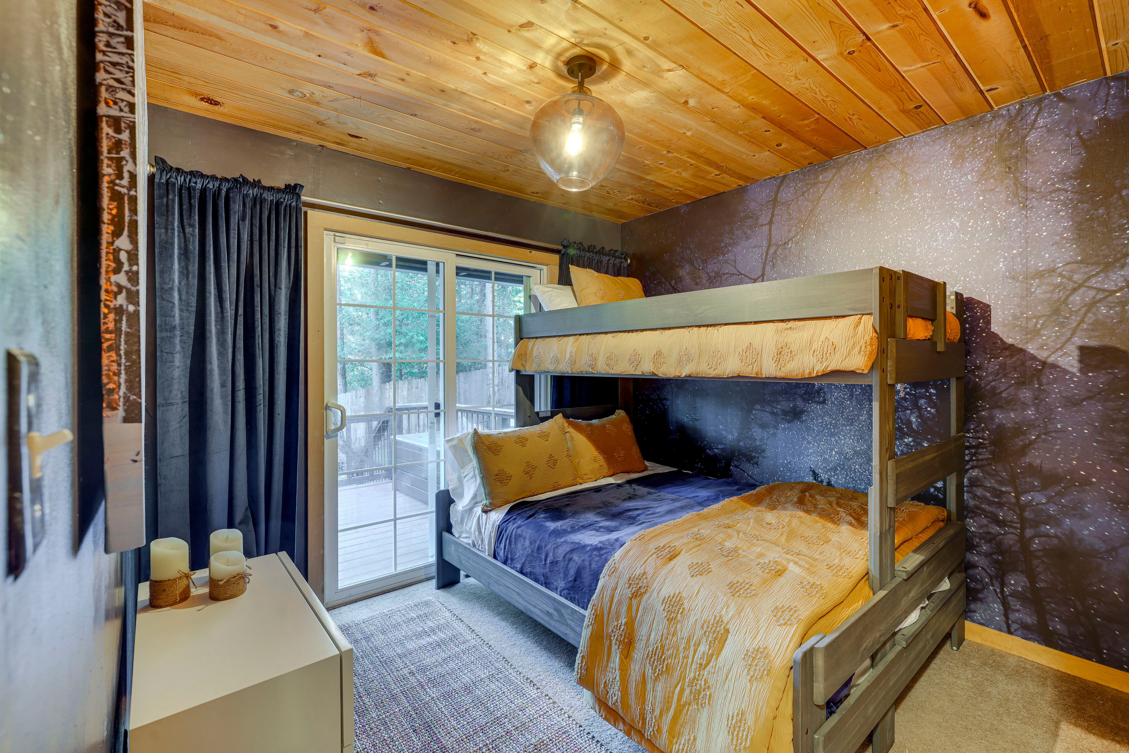 Bedroom 3 | 1st Floor | Twin XL/Queen Bunk Bed