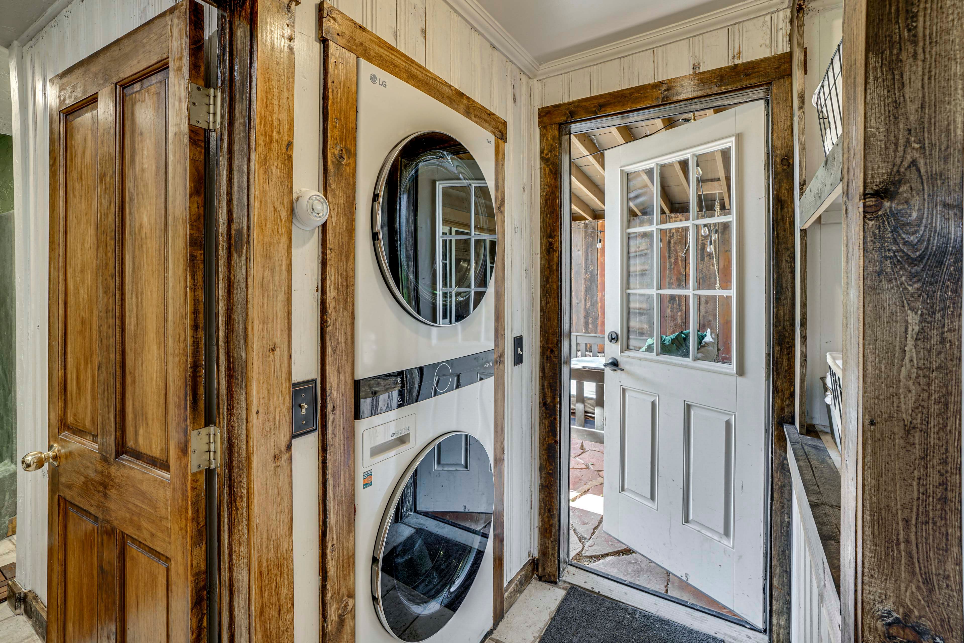 Washer & Dryer