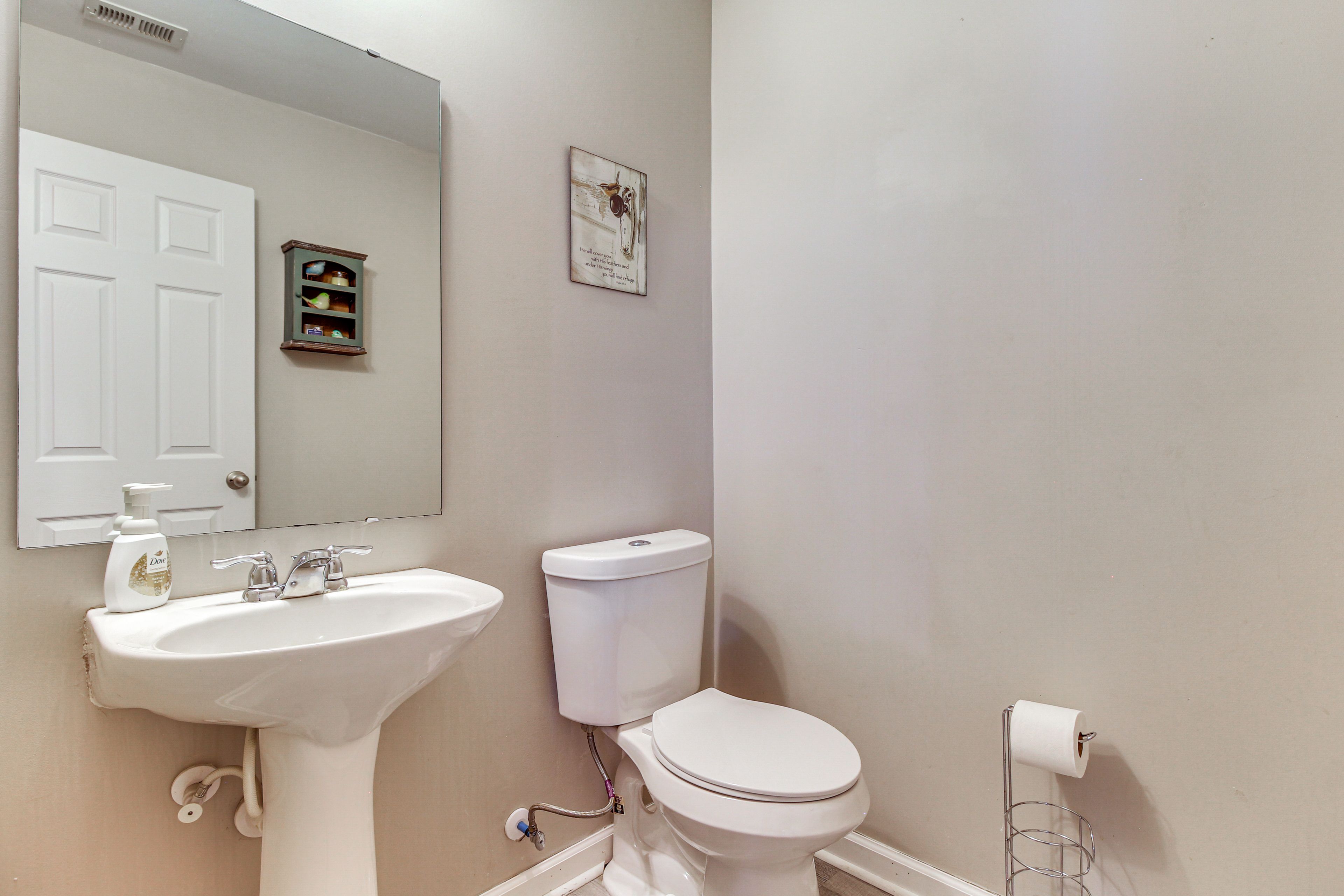 Half Bathroom | 1st Floor