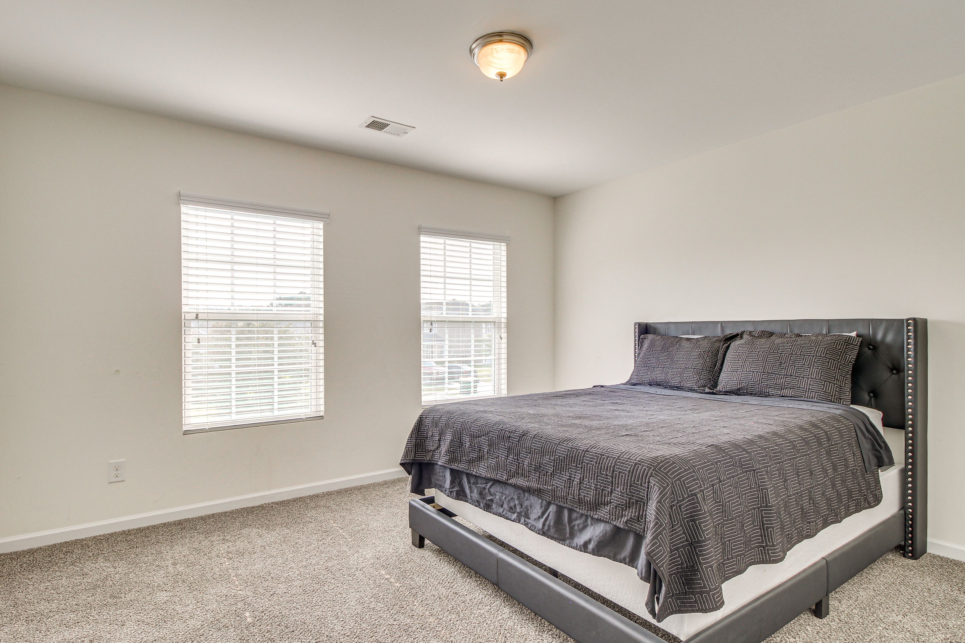 Bedroom 2 | Queen Bed | 2nd Floor