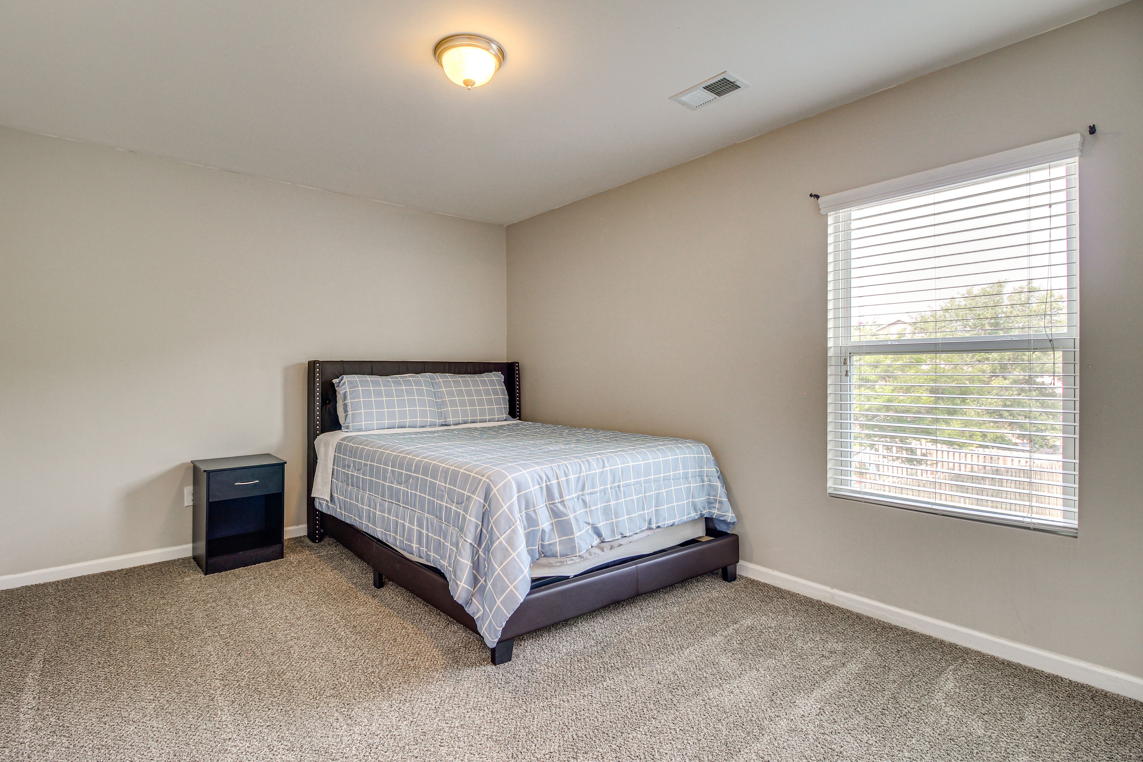 Bedroom 3 | Queen Bed | 2nd Floor