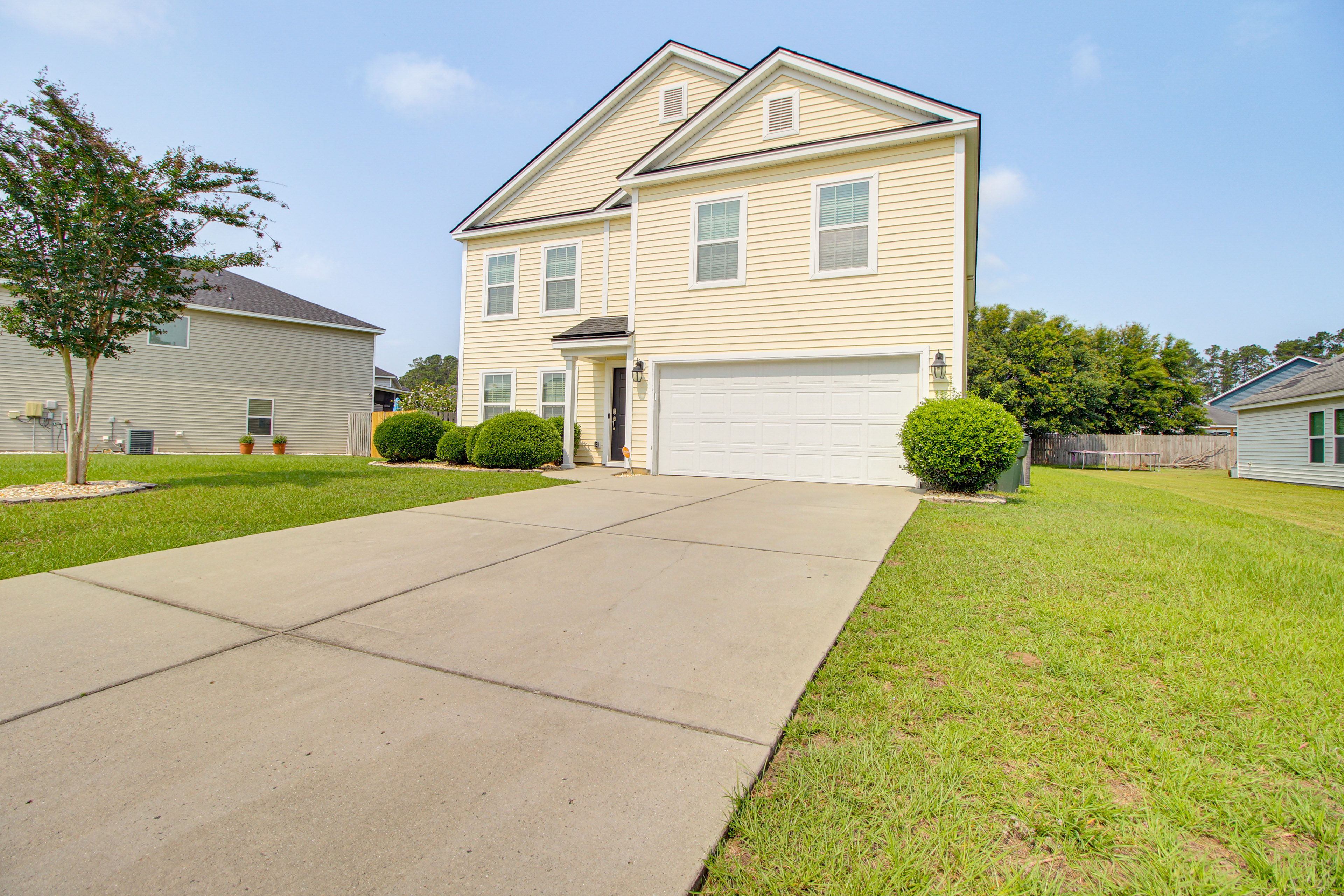 Parking | Garage (2 Compact Vehicles) | Driveway (4 Vehicles)