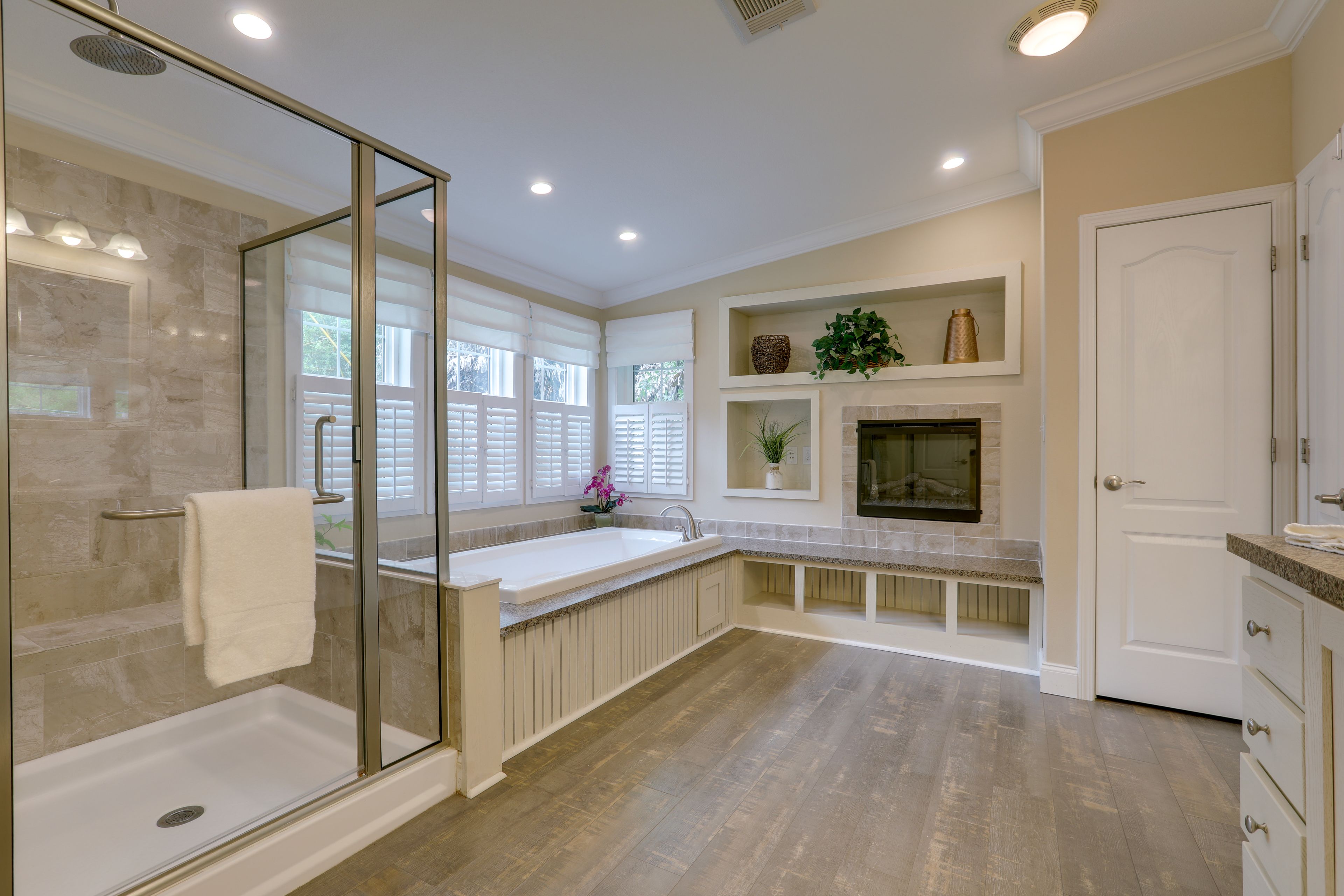 Full Bath