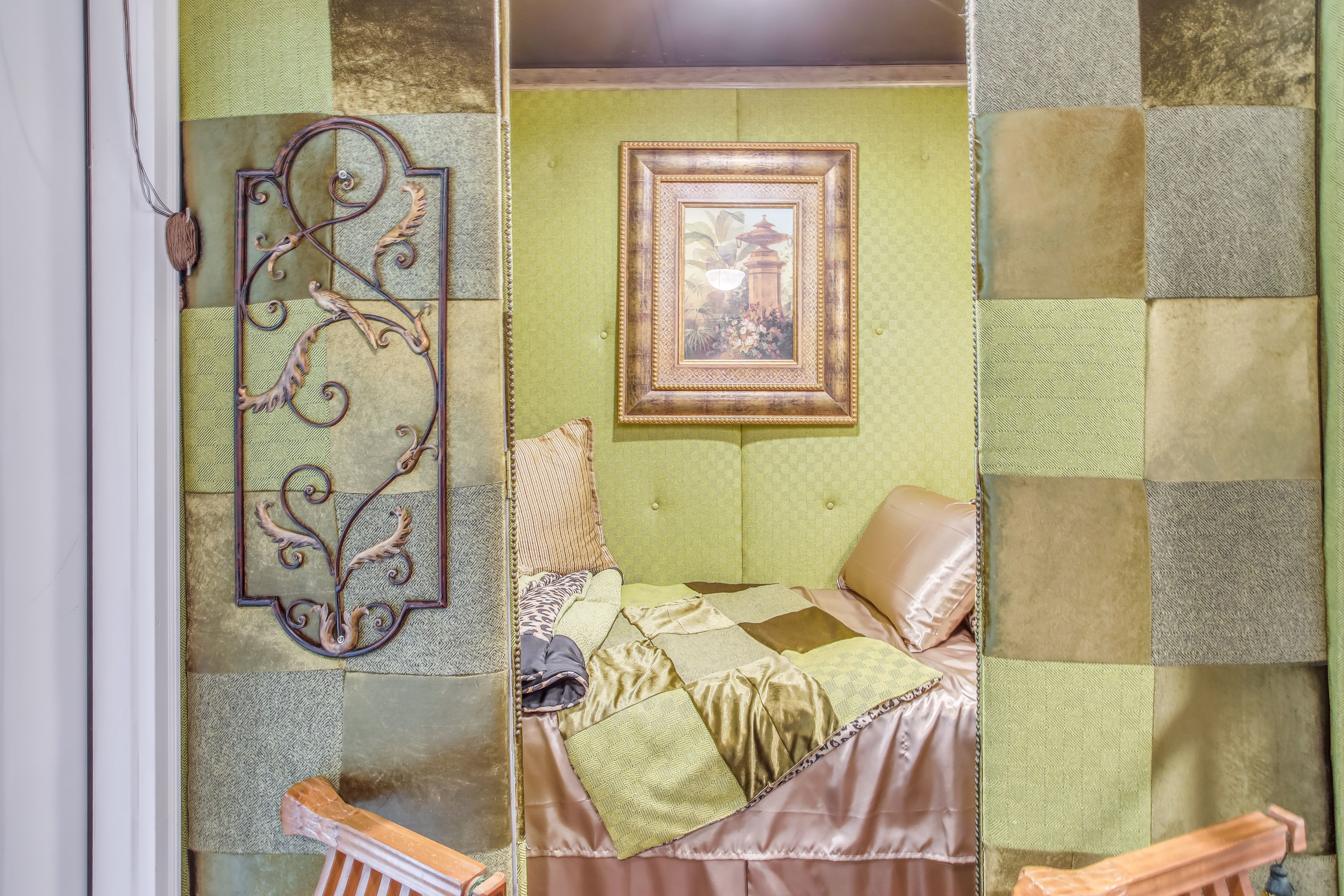 Studio | 2 Twin Beds
