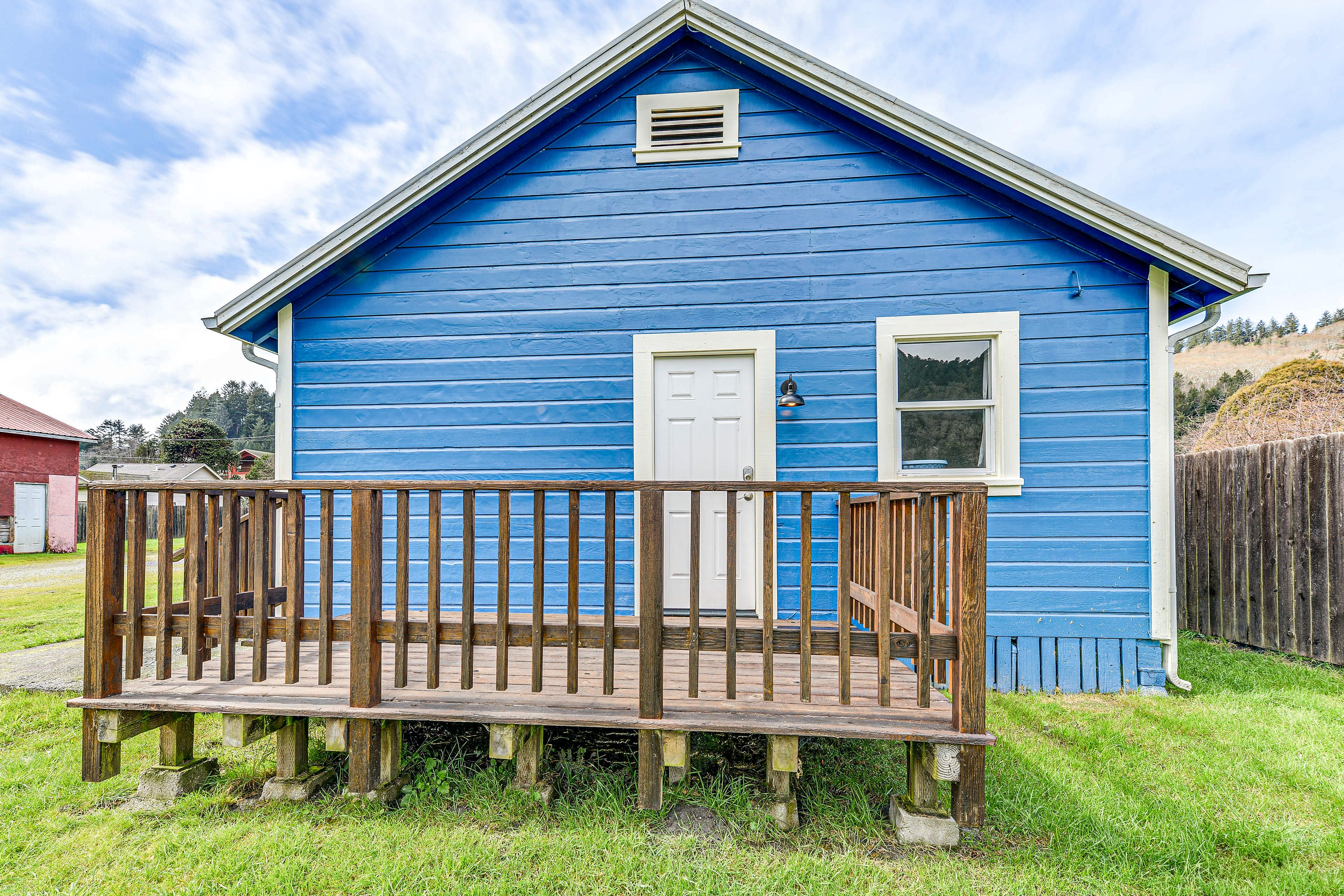 Main Entry | Deck | Gas Grill
