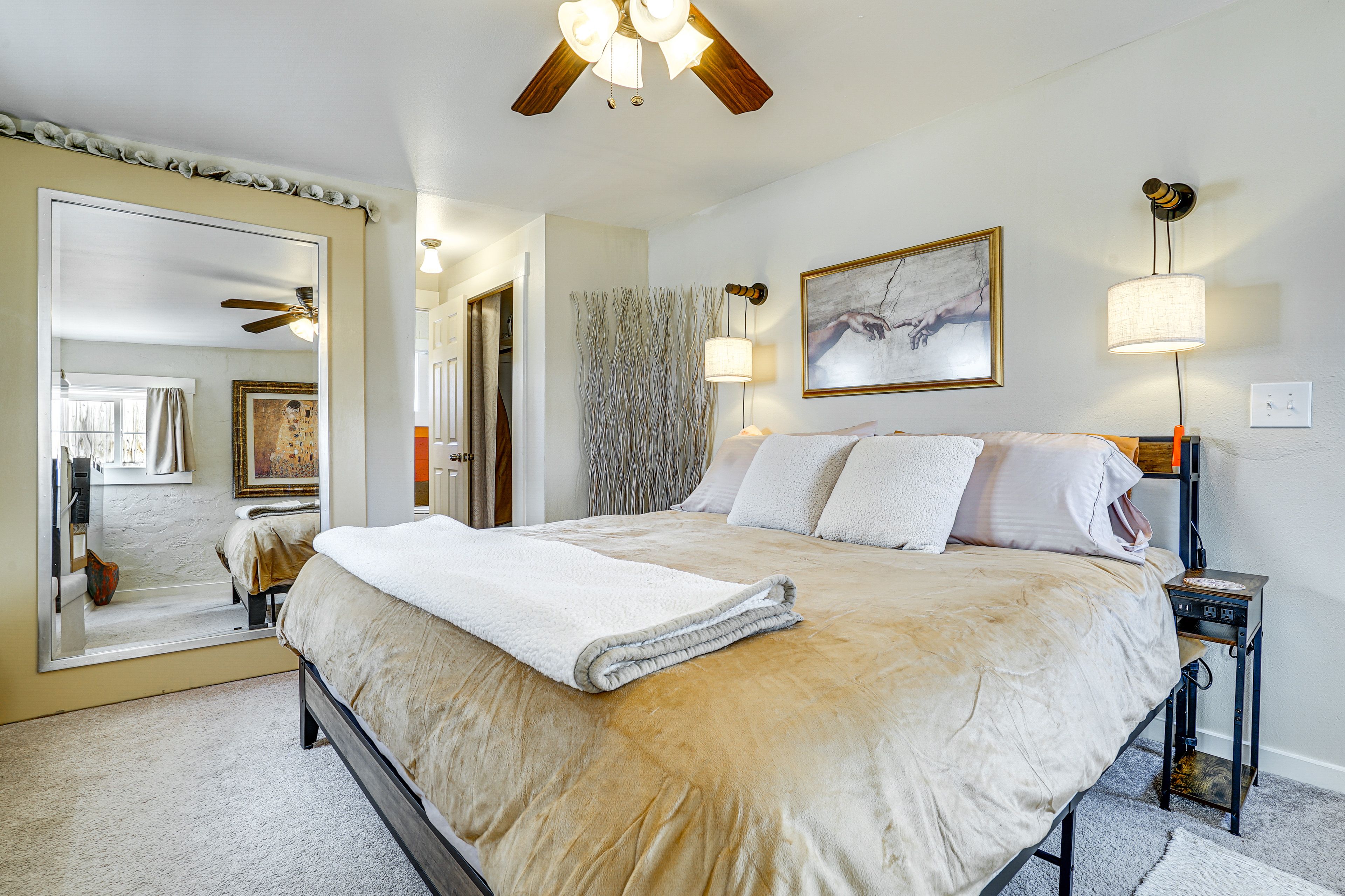 Bedroom 1 | King Bed | Linens Provided