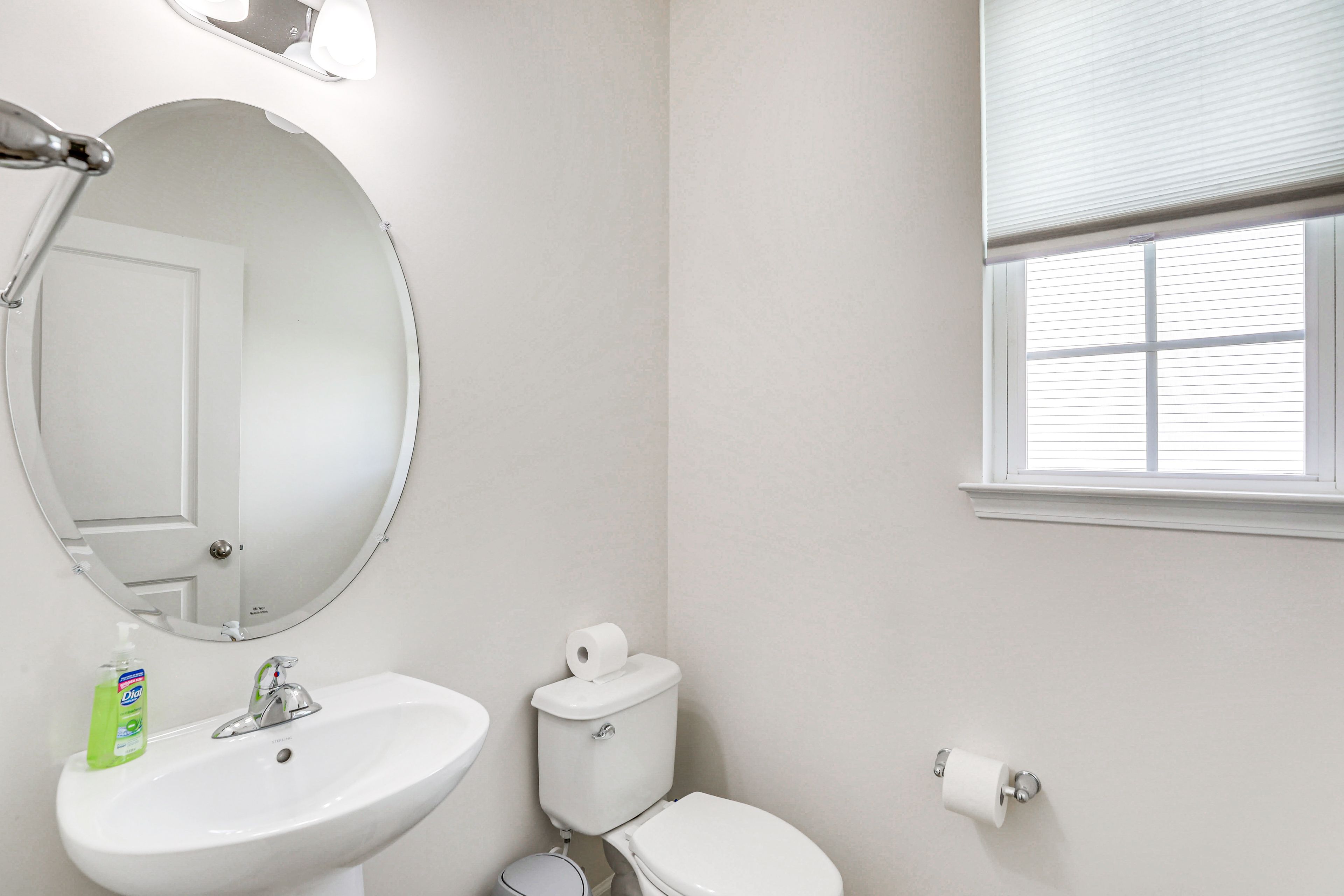 Half Bathroom | 1st Floor
