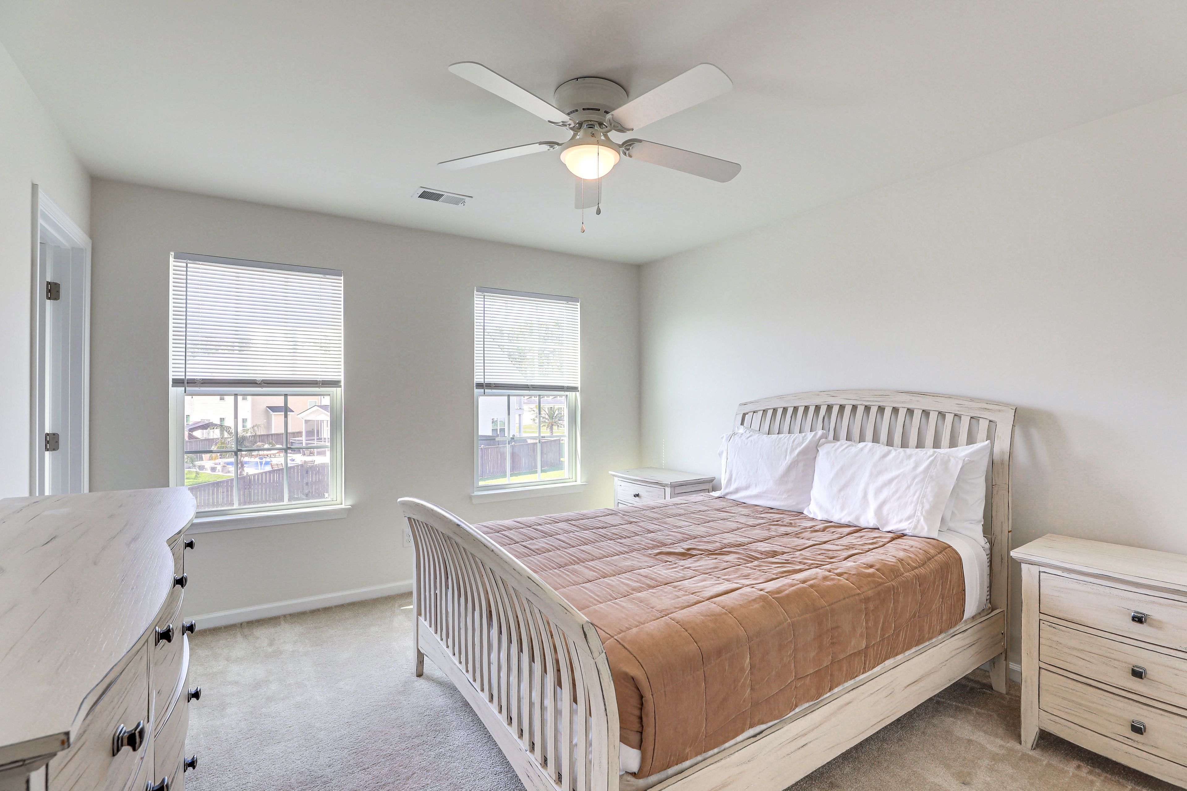 Bedroom 2 | 2nd Floor | Queen Bed