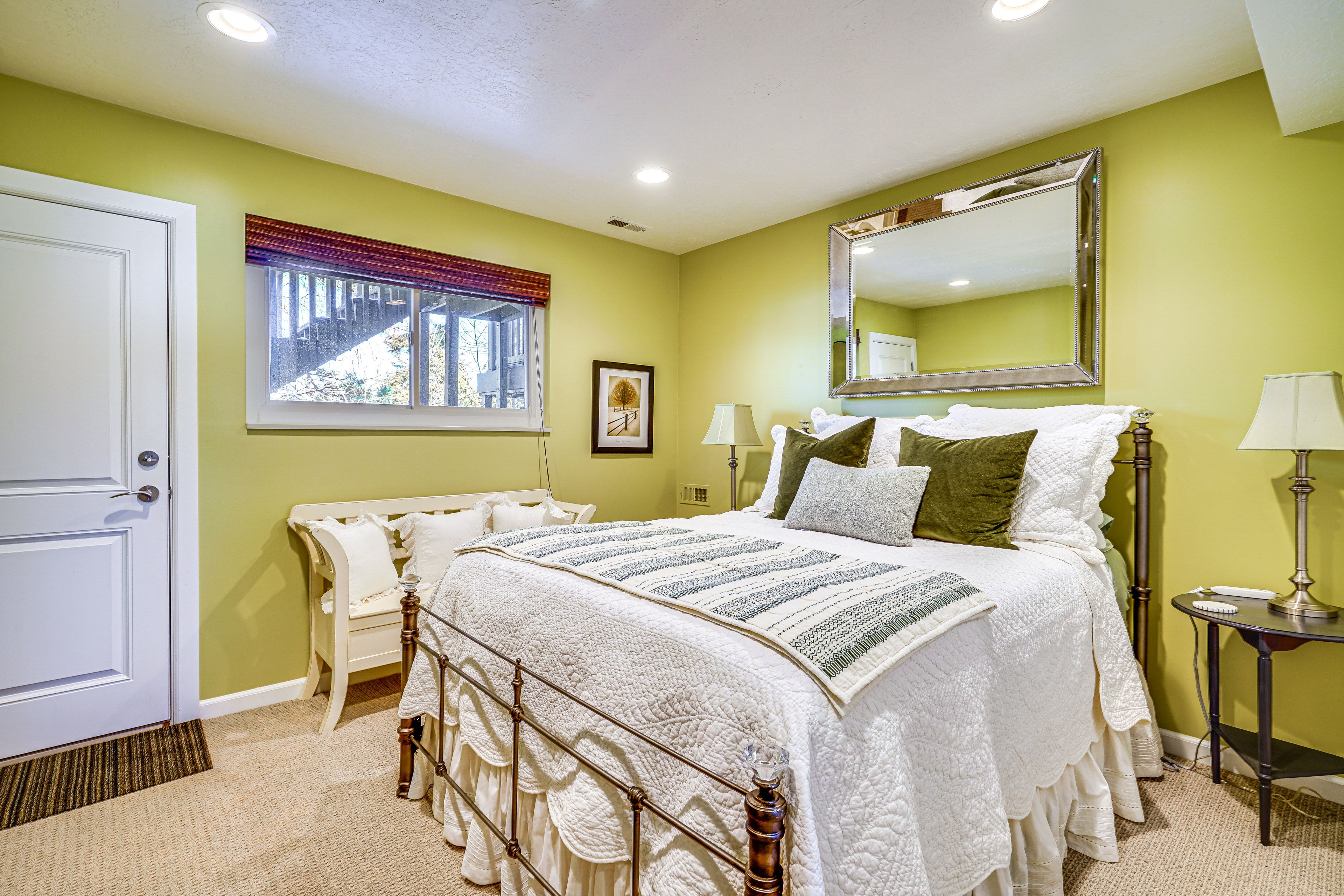 Bedroom 2 | Lower Level | Queen Bed | Smart TV