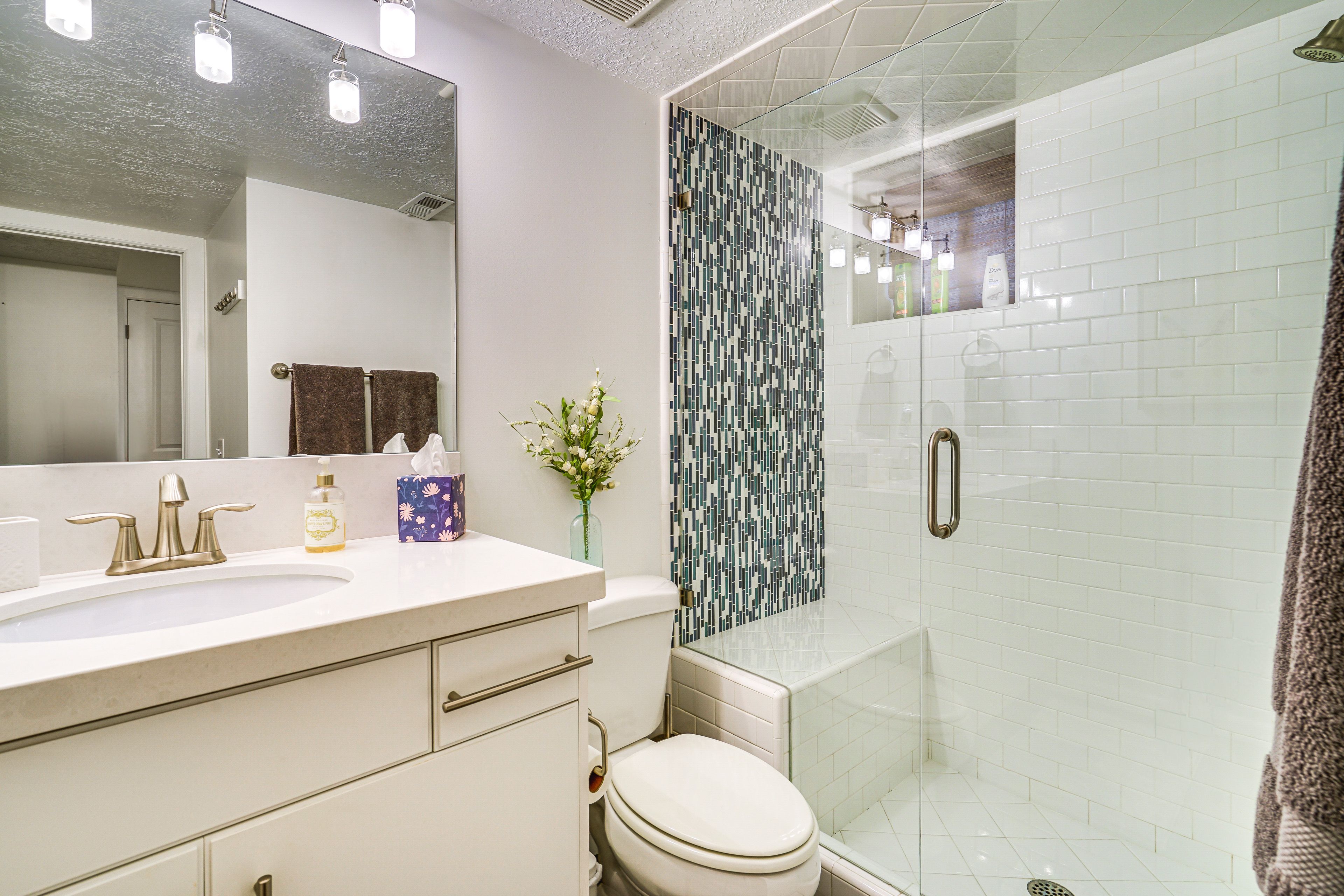 Full Bathroom | Lower Level