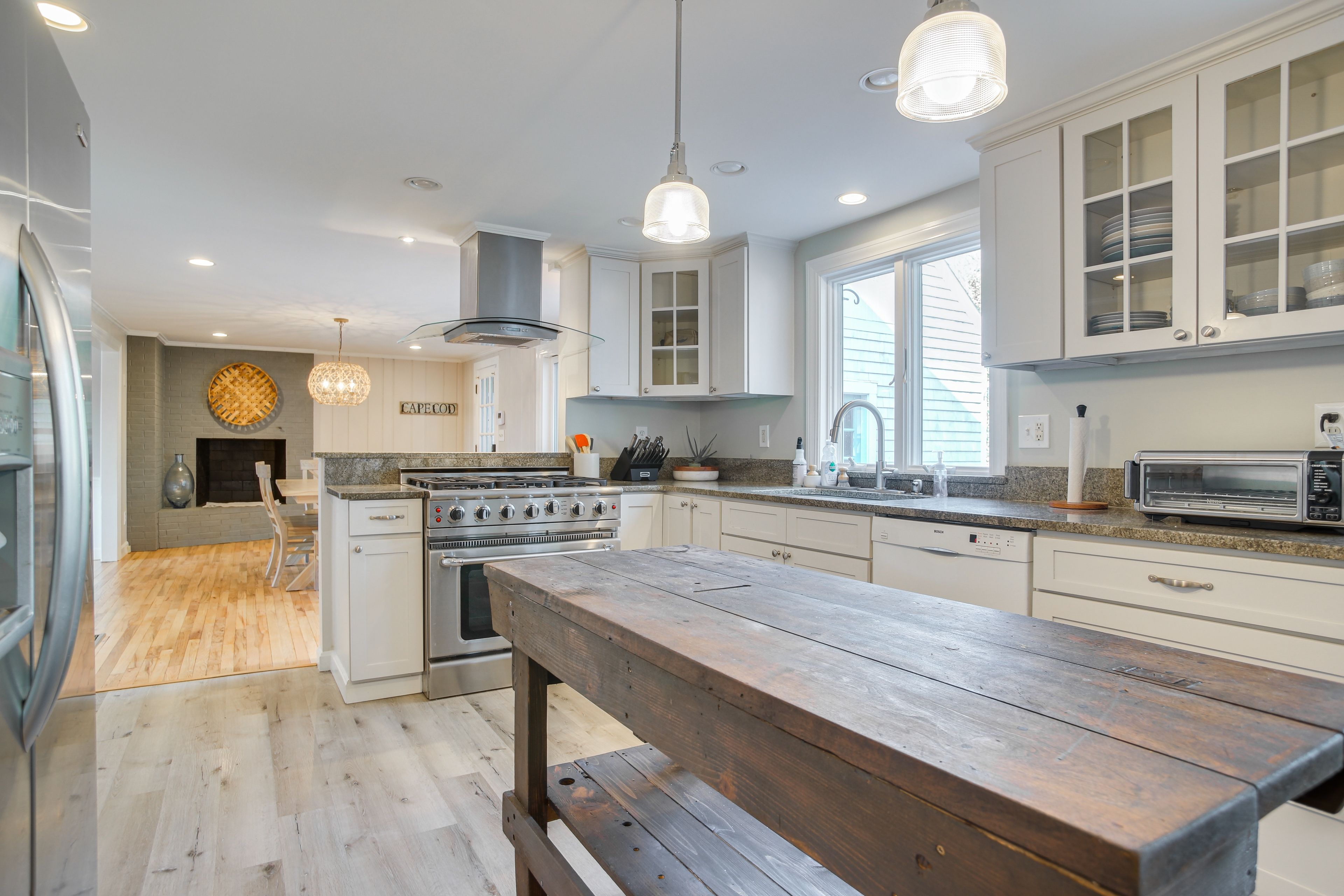 Kitchen | Dishwasher | 1st Floor