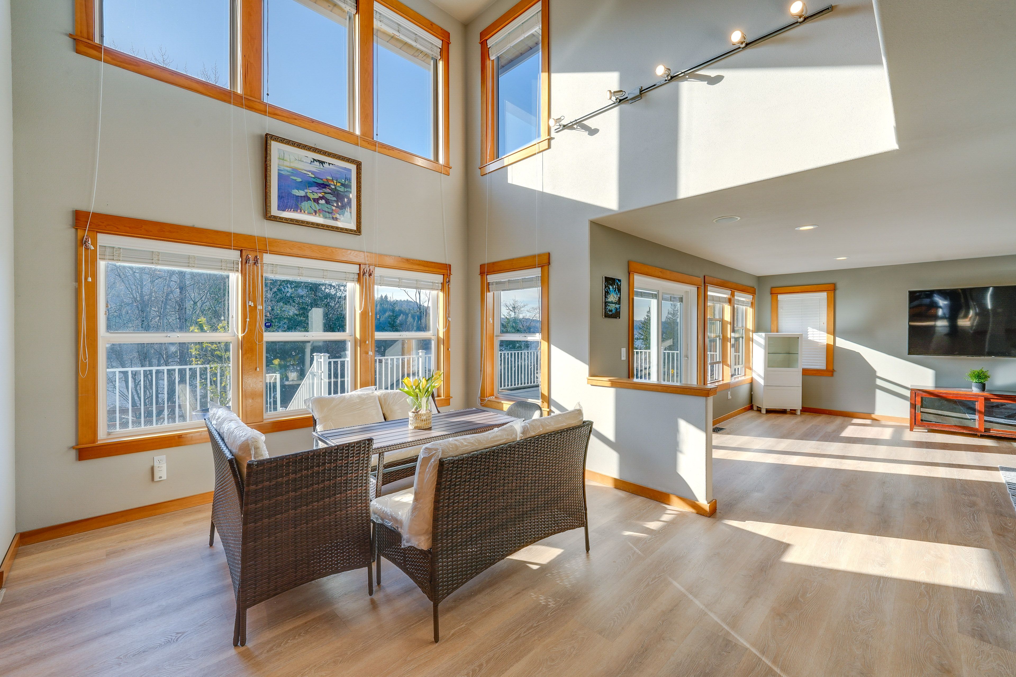 Dining Area | 1st Floor | Dishware & Flatware Provided
