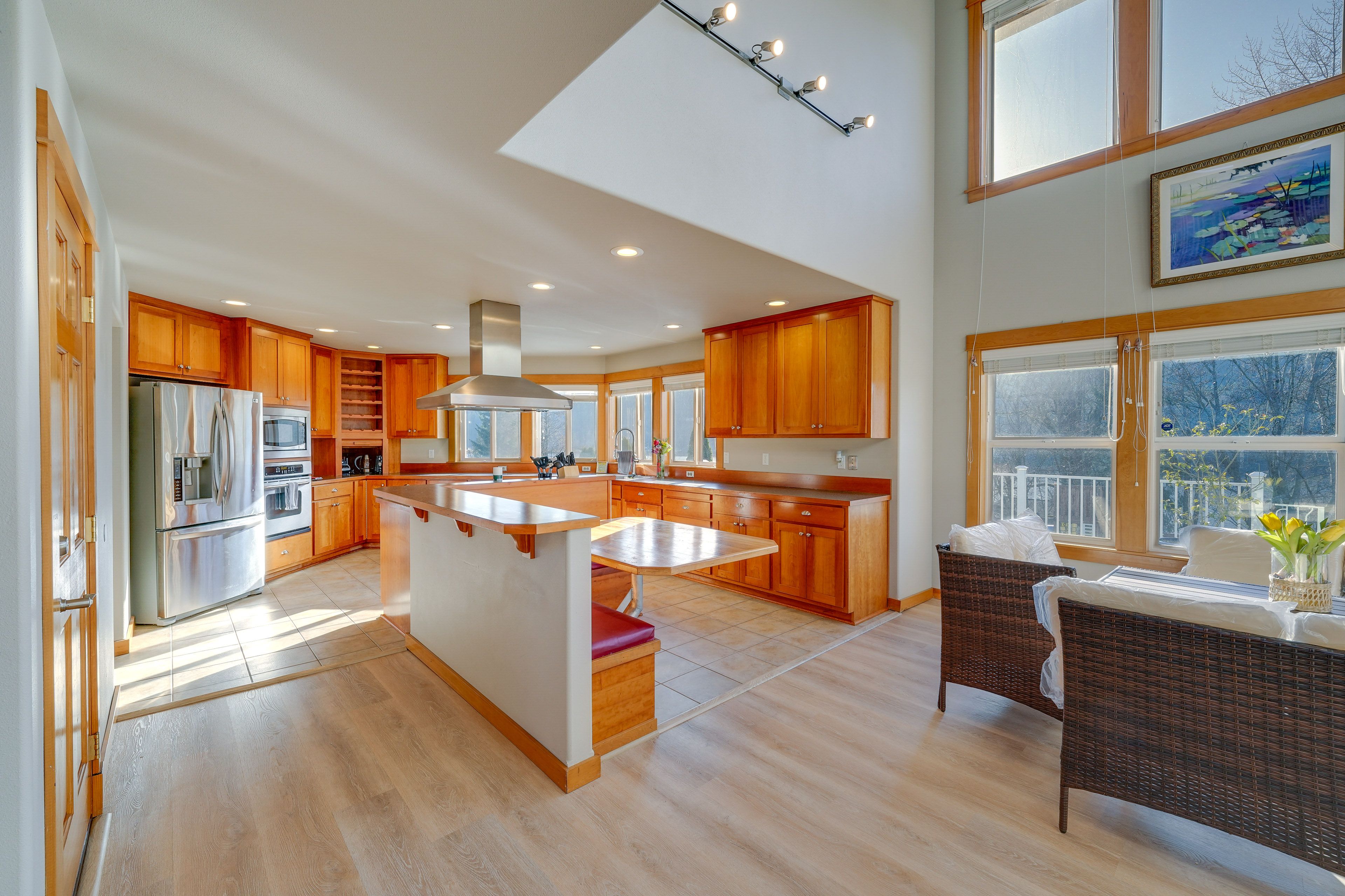 Breakfast Nook | 1st Floor
