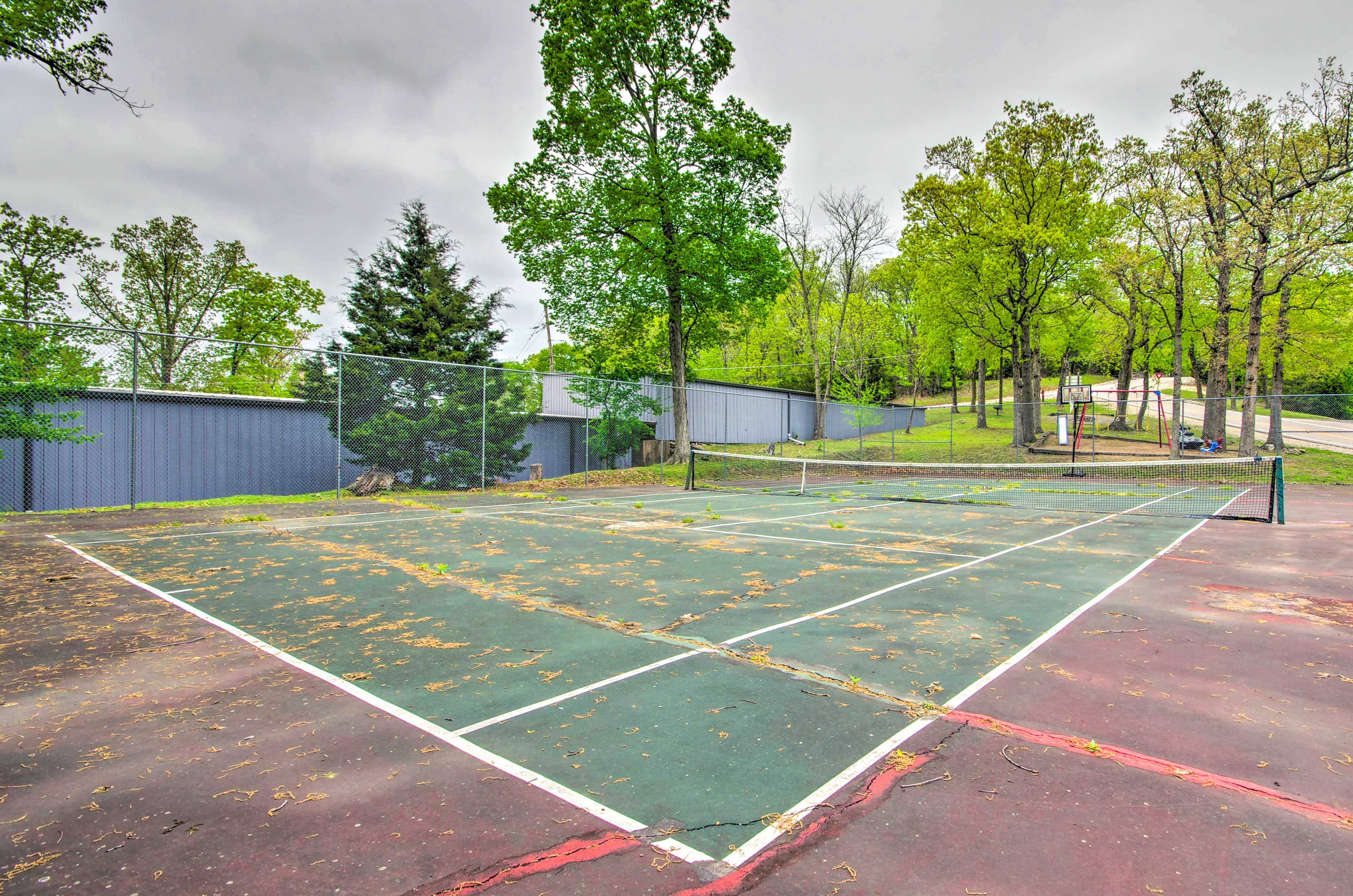 Wrenwood Condominiums | Community Tennis Courts