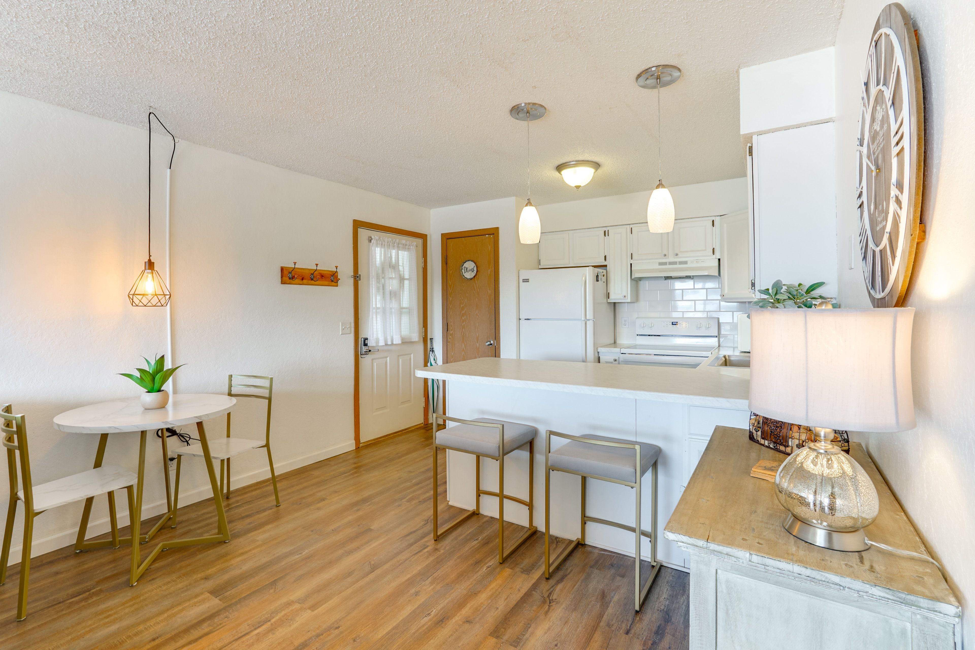 Kitchen | Keurig/Drip Coffee Maker | Dishwasher