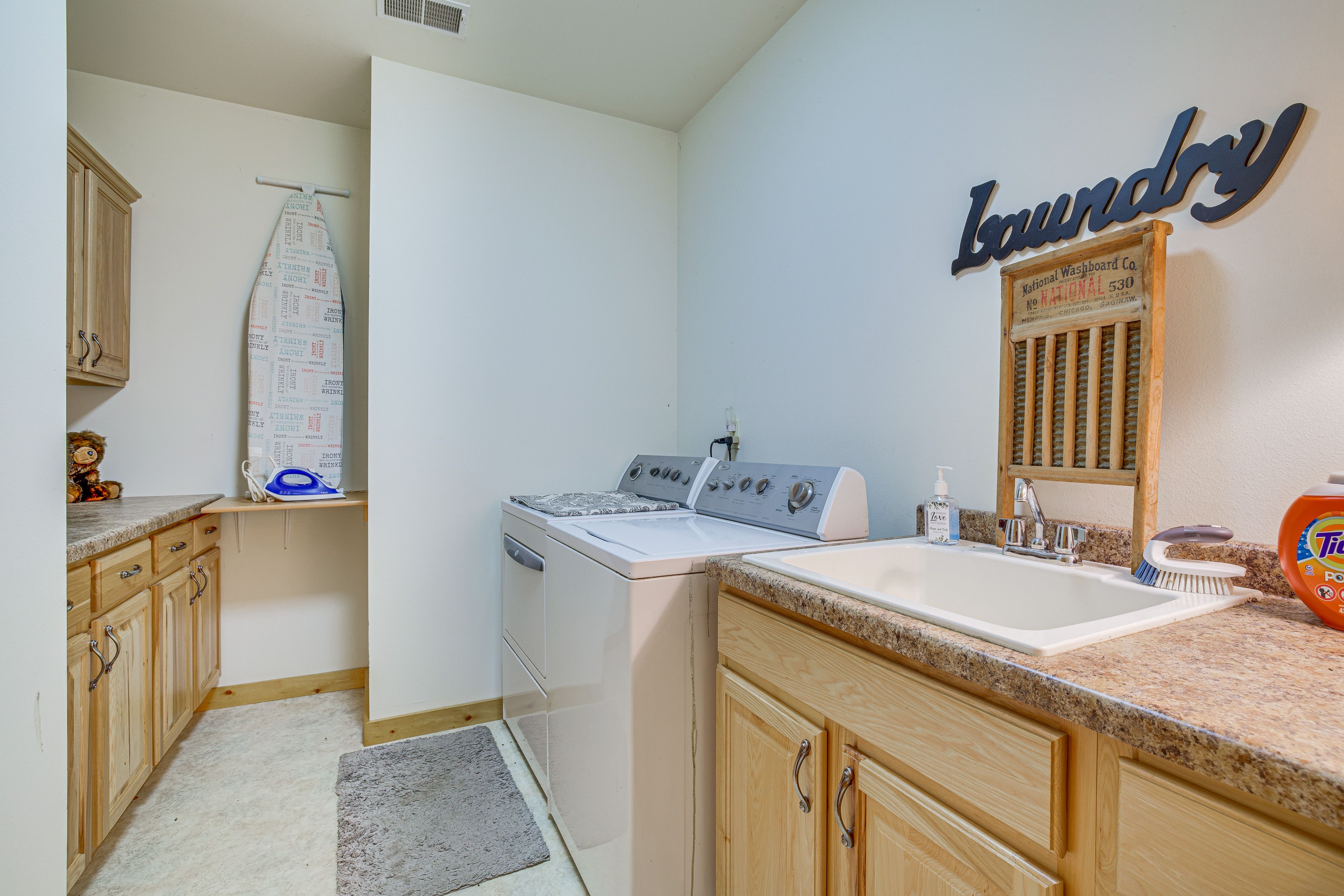 Laundry Room | Lower Level | Washer & Dryer