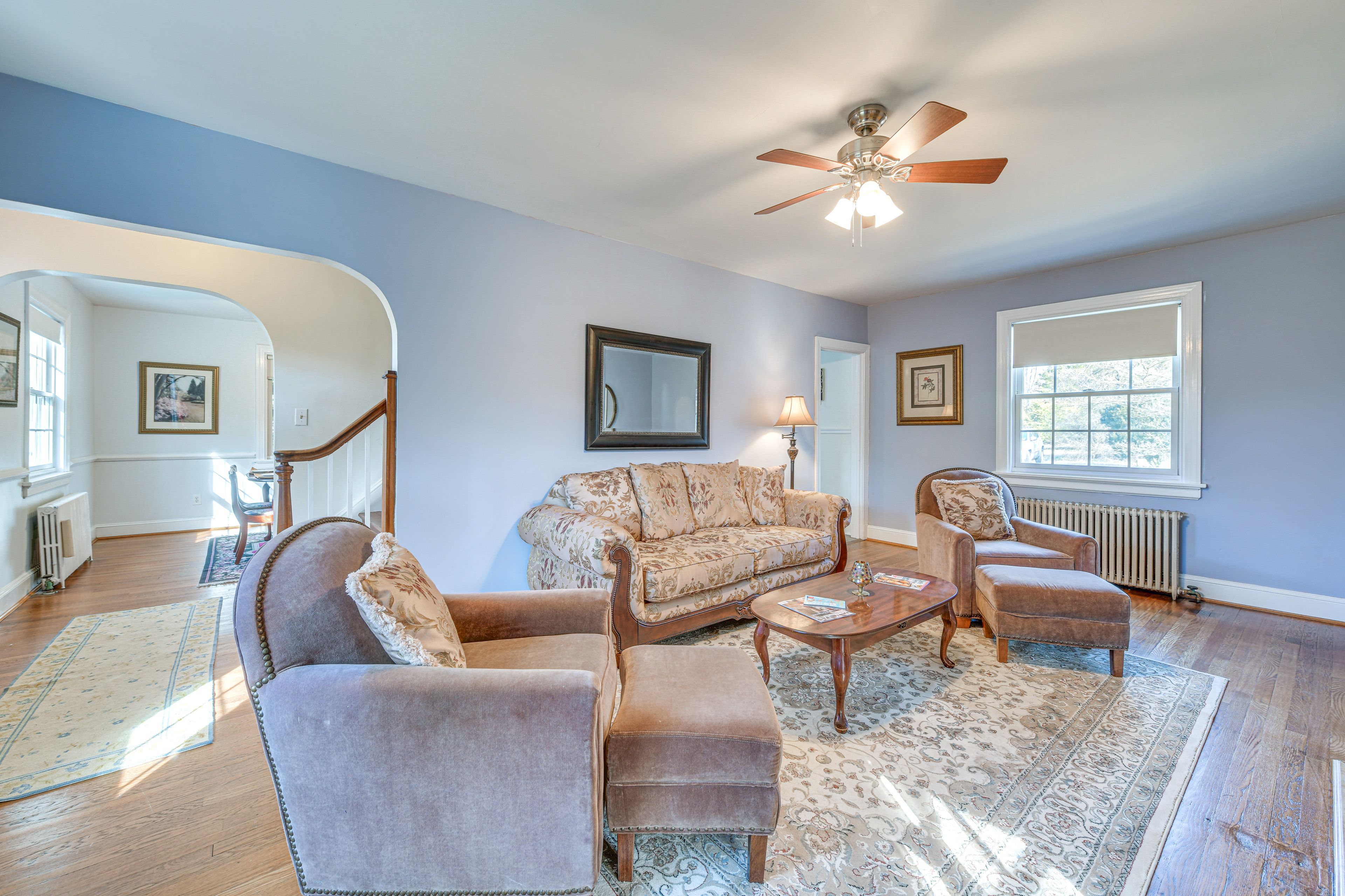 Living Room | TV | Fireplace | 1st Floor