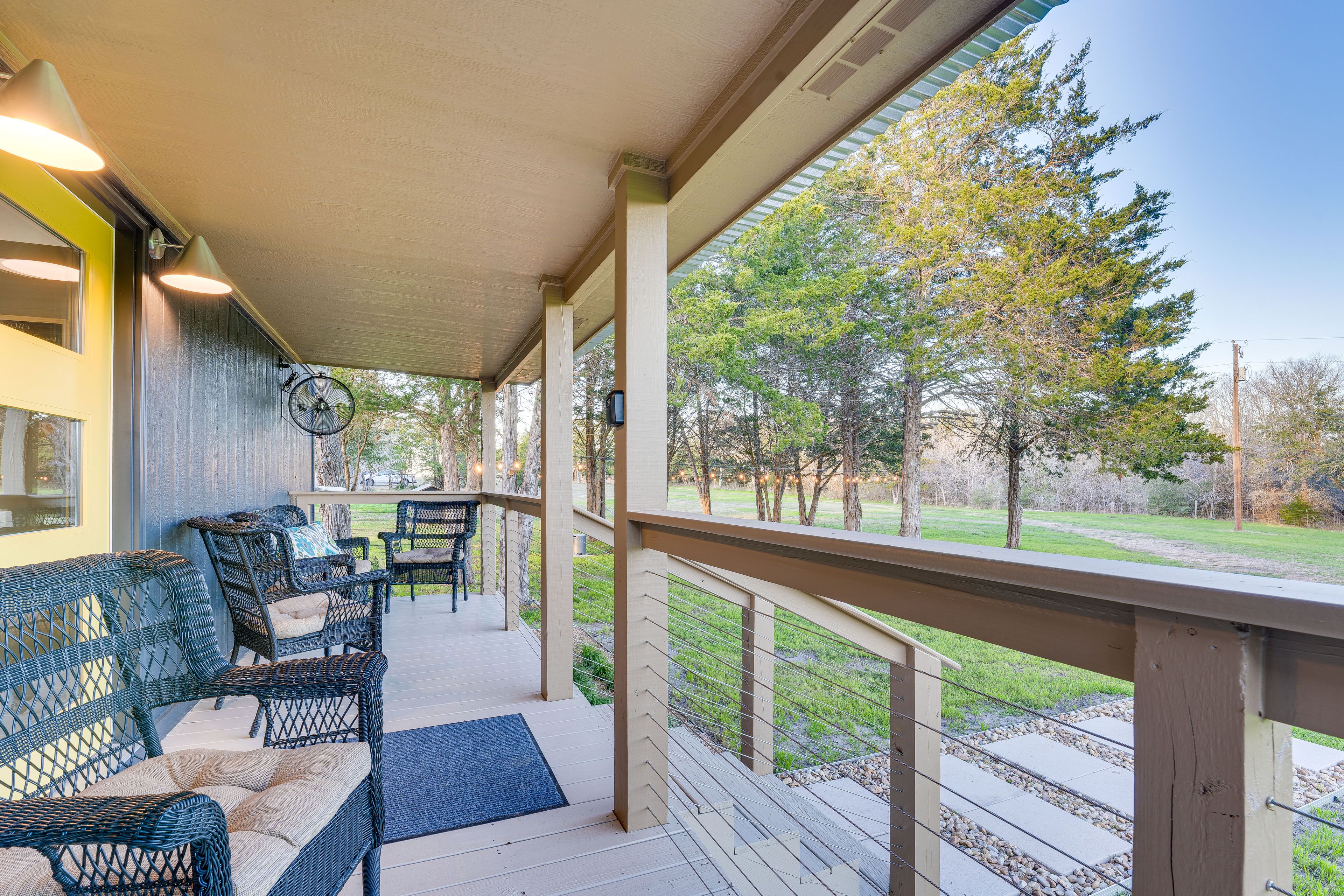 Front Porch | Outdoor Seating