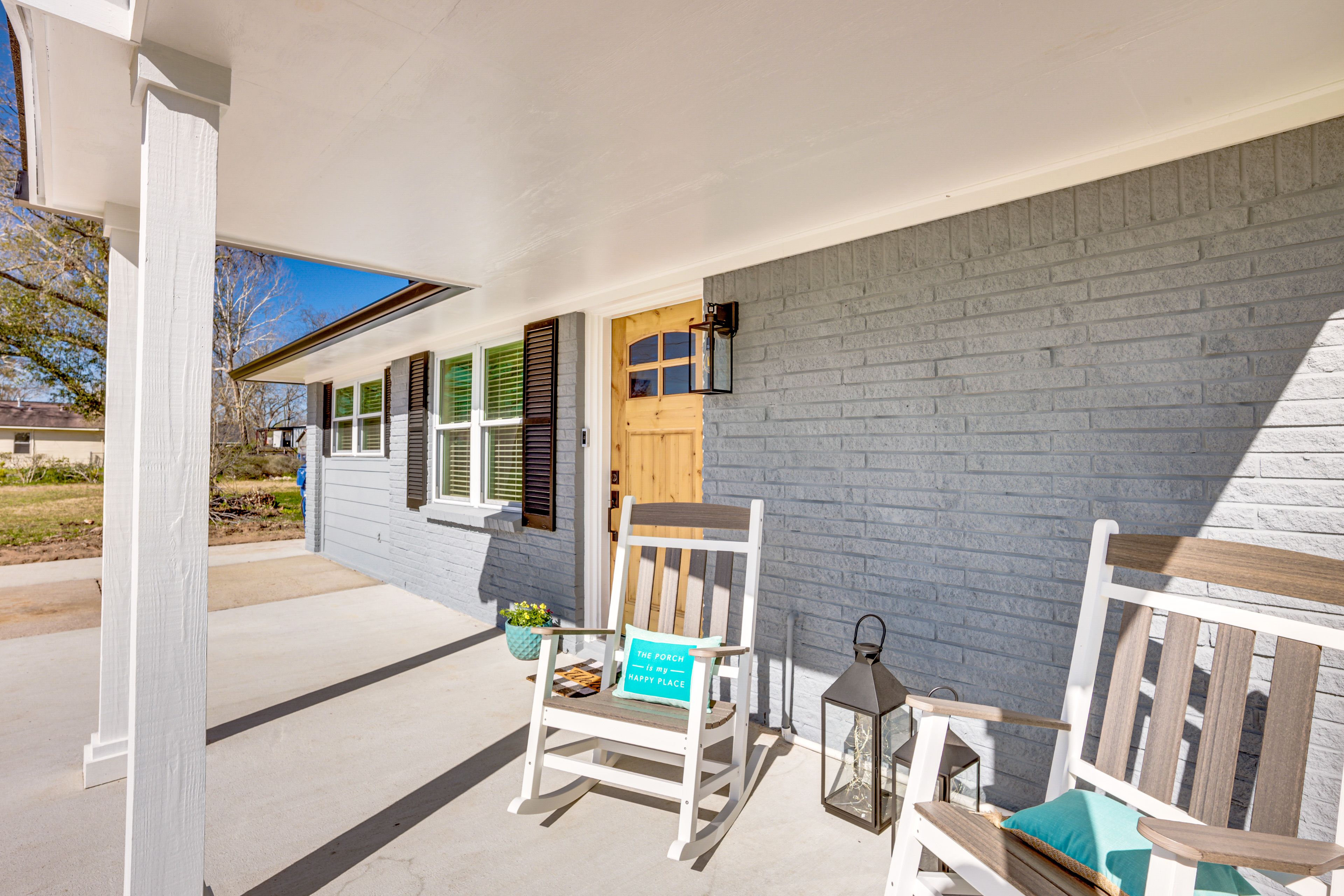 Covered Front Porch | Rocking Chairs