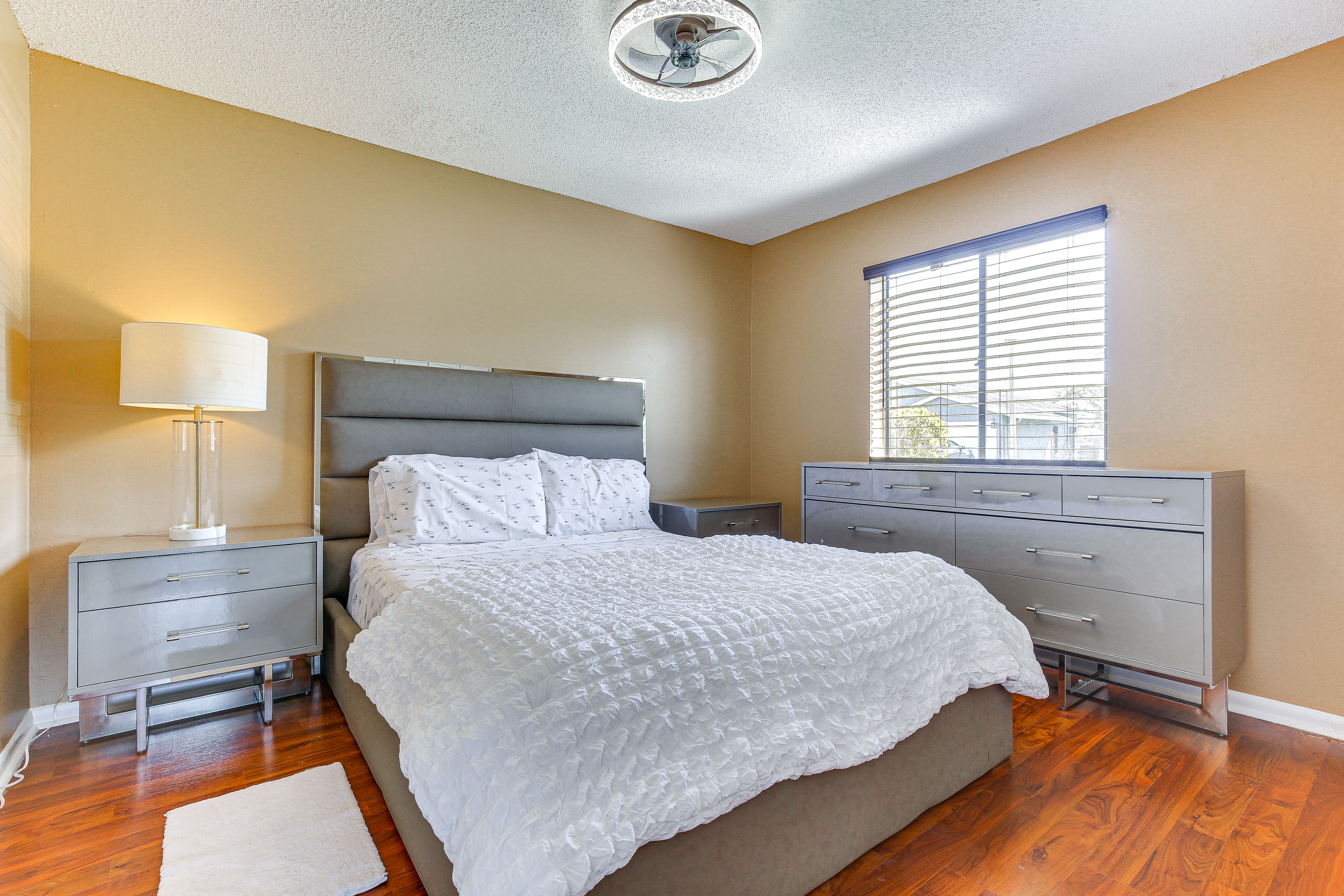 Bedroom 2 | Queen Bed | Linens Provided