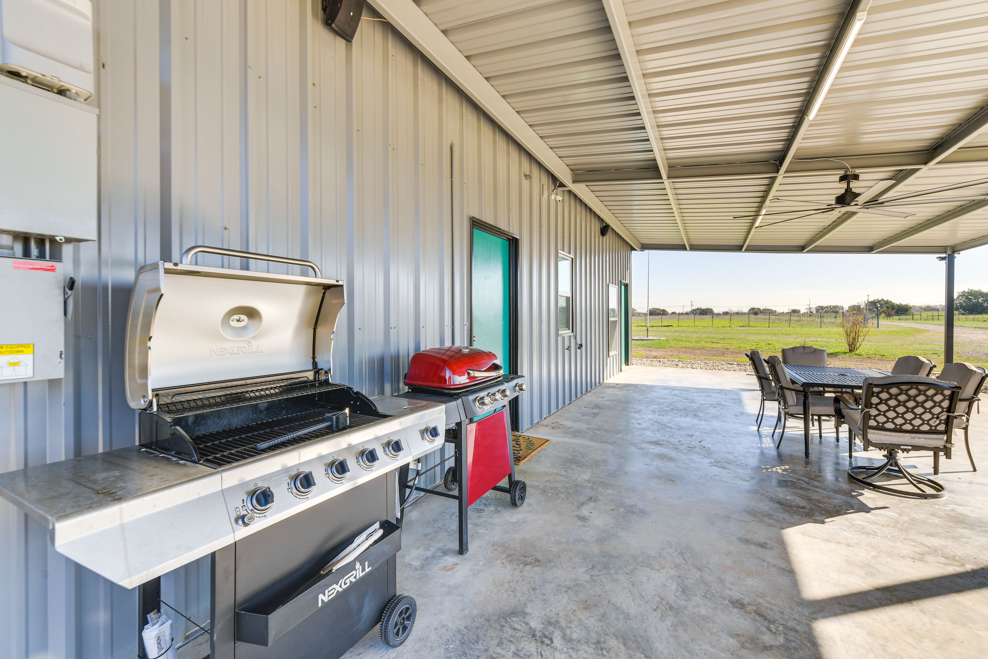 Patio | Grills | Fire Pits | Outdoor Dining Area