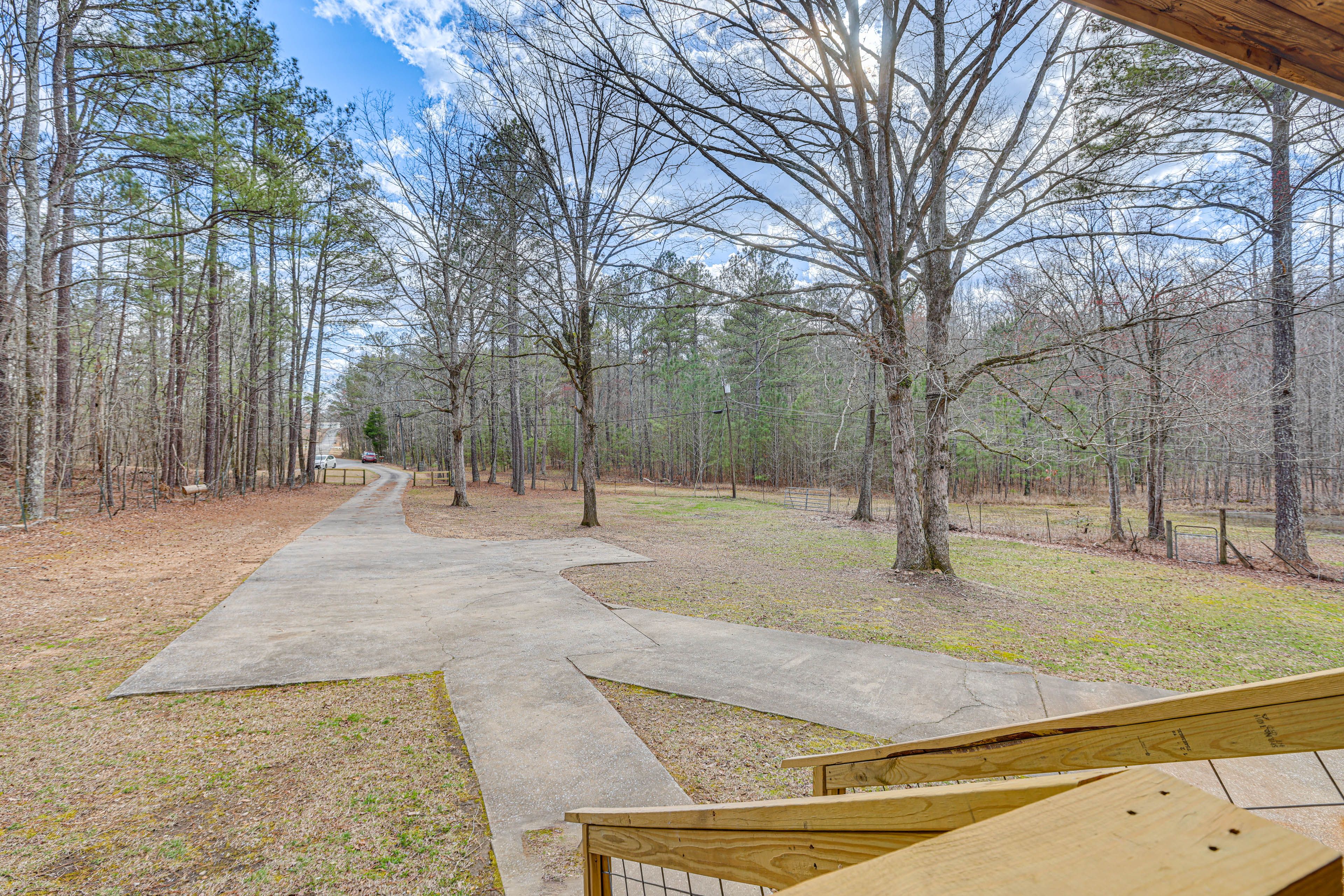 Parking | Driveway (5 Vehicles) | RV/Trailer Parking Allowed On-Site