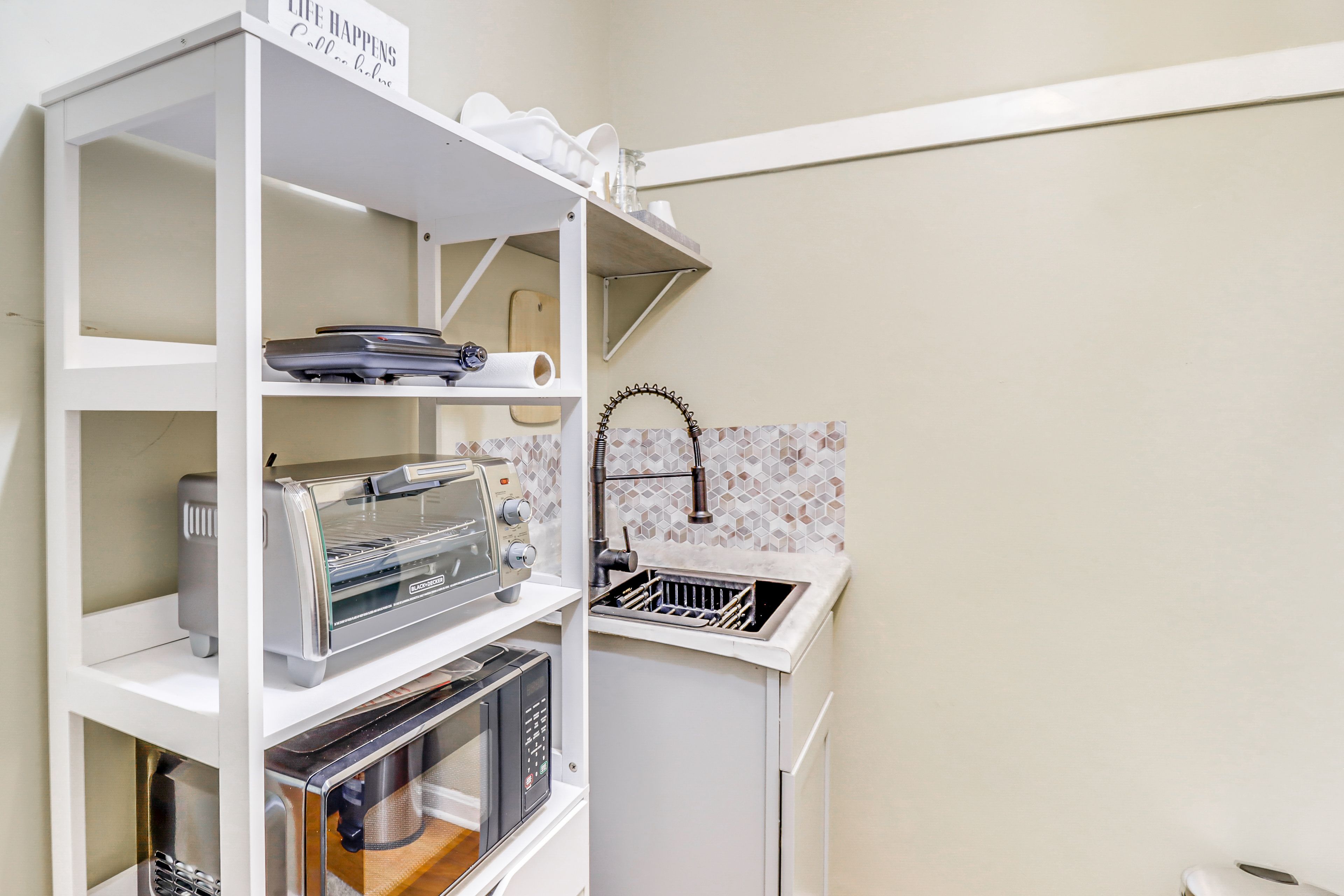 Kitchenette | Hot Plate