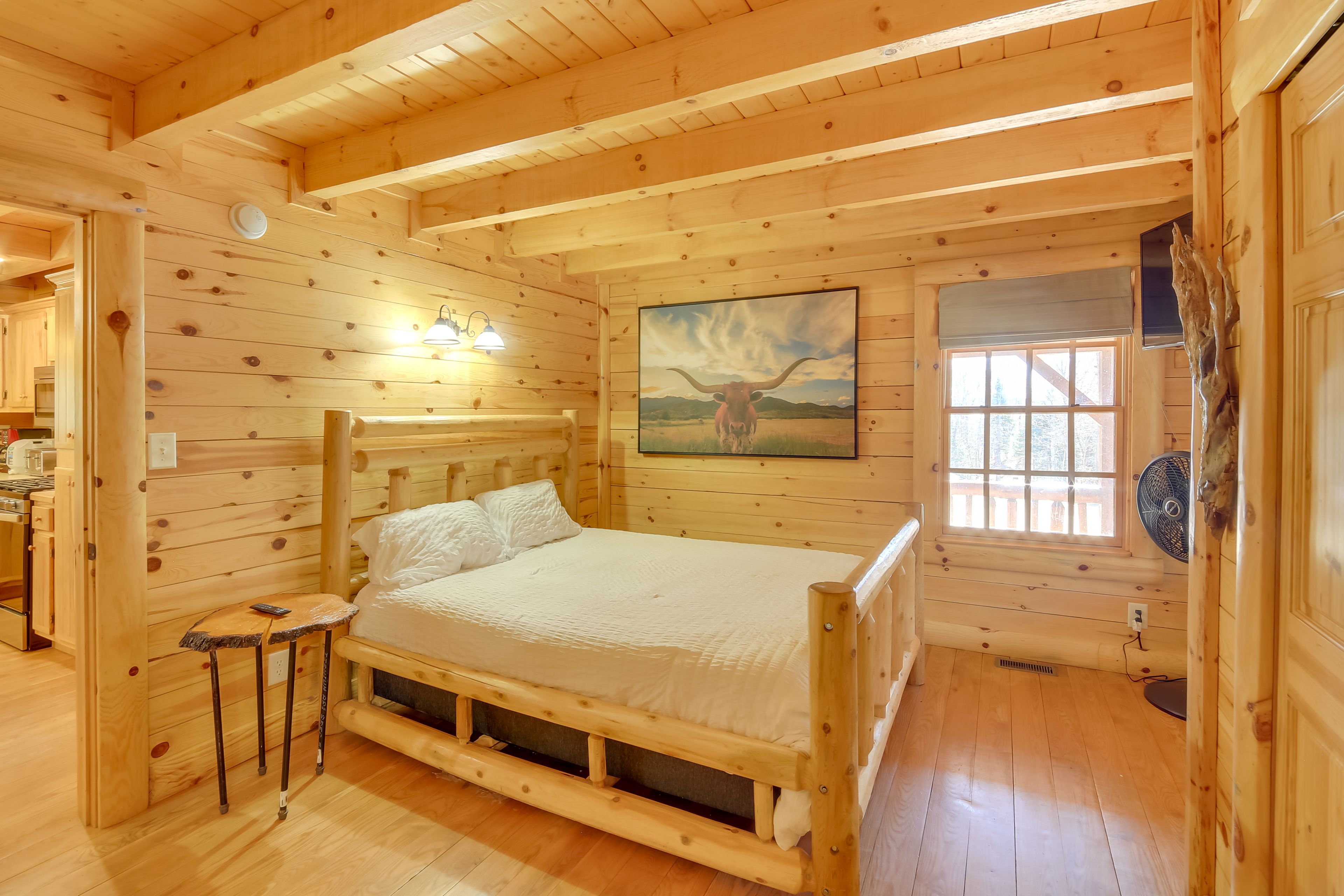 Bedroom 1 | Queen Bed | Linens & Towels Provided | Main Level