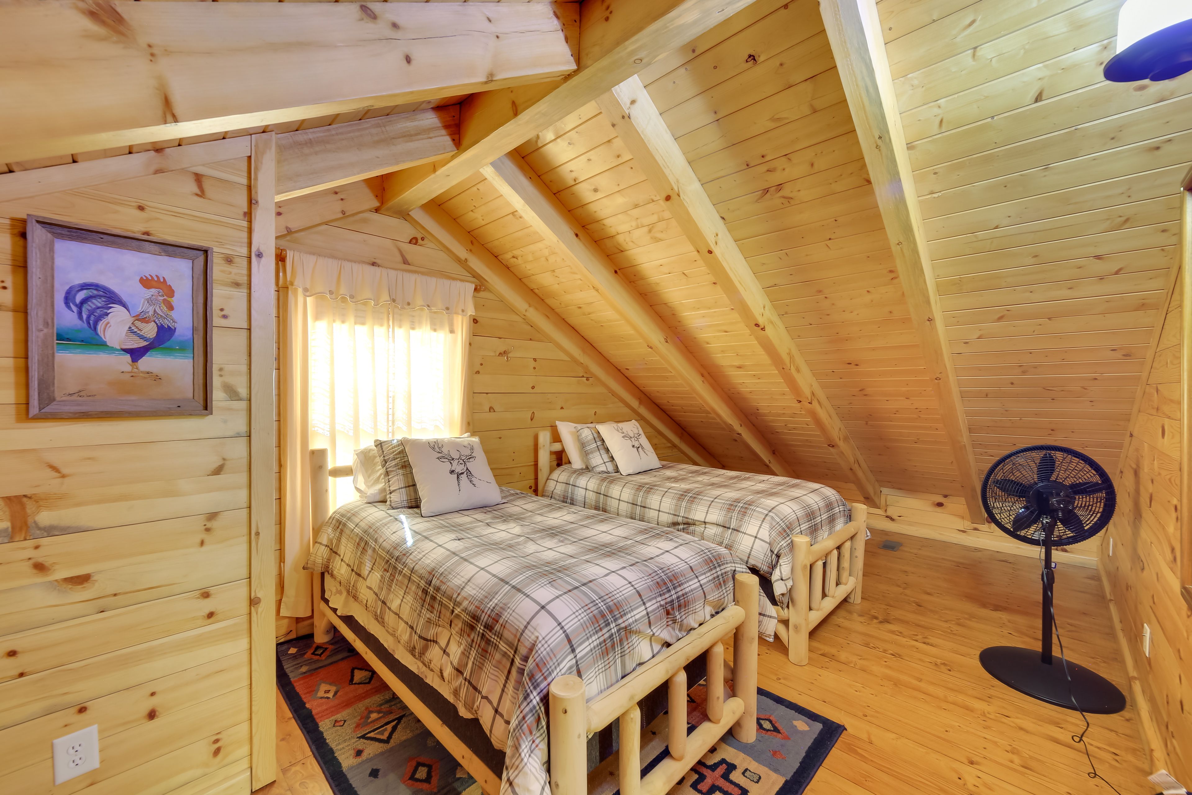 Bedroom 3 | 2 Twin Beds | Upper Level