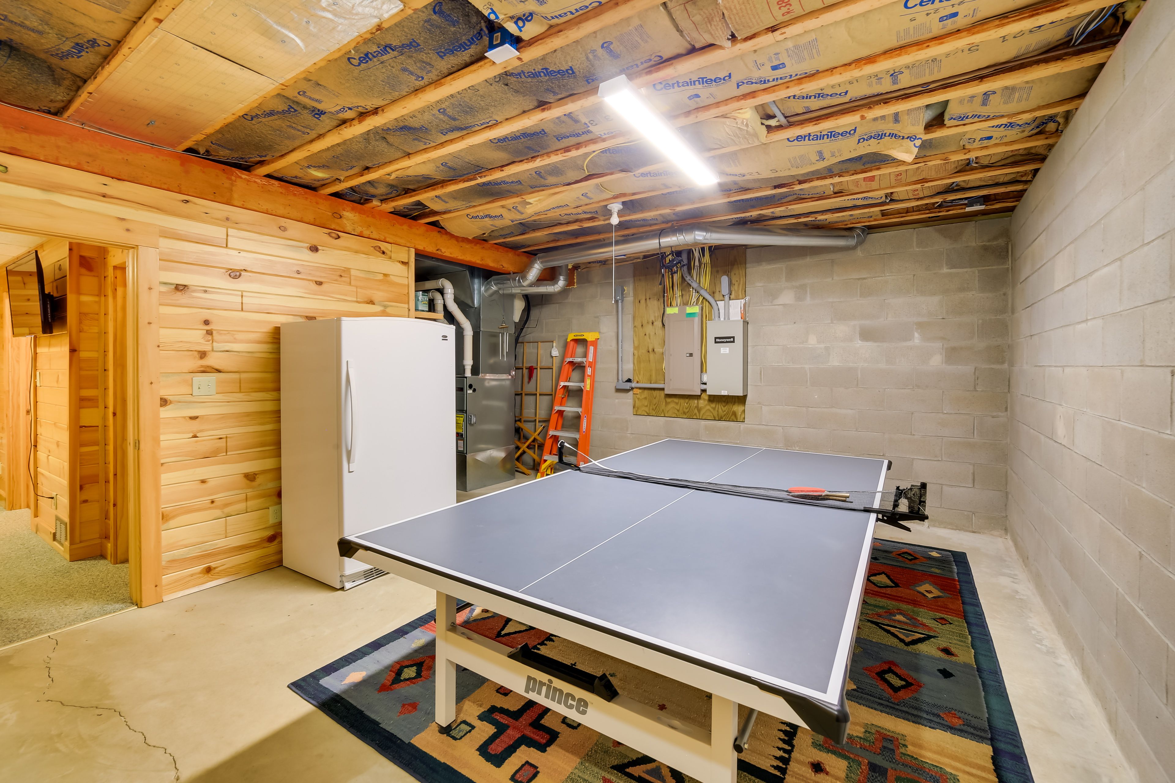Game Room | Ping-Pong Table | Lower Level
