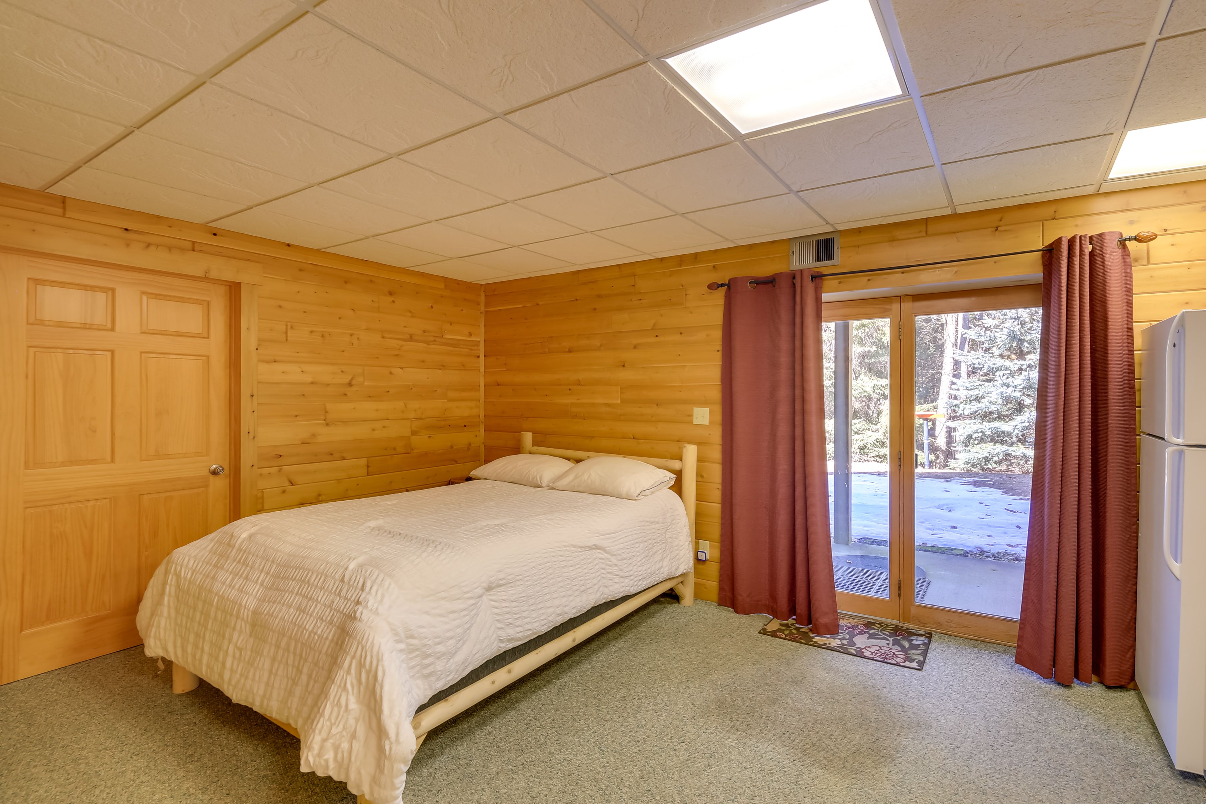 Bedroom 4 | Queen Bed | Kitchenette | Lower Level