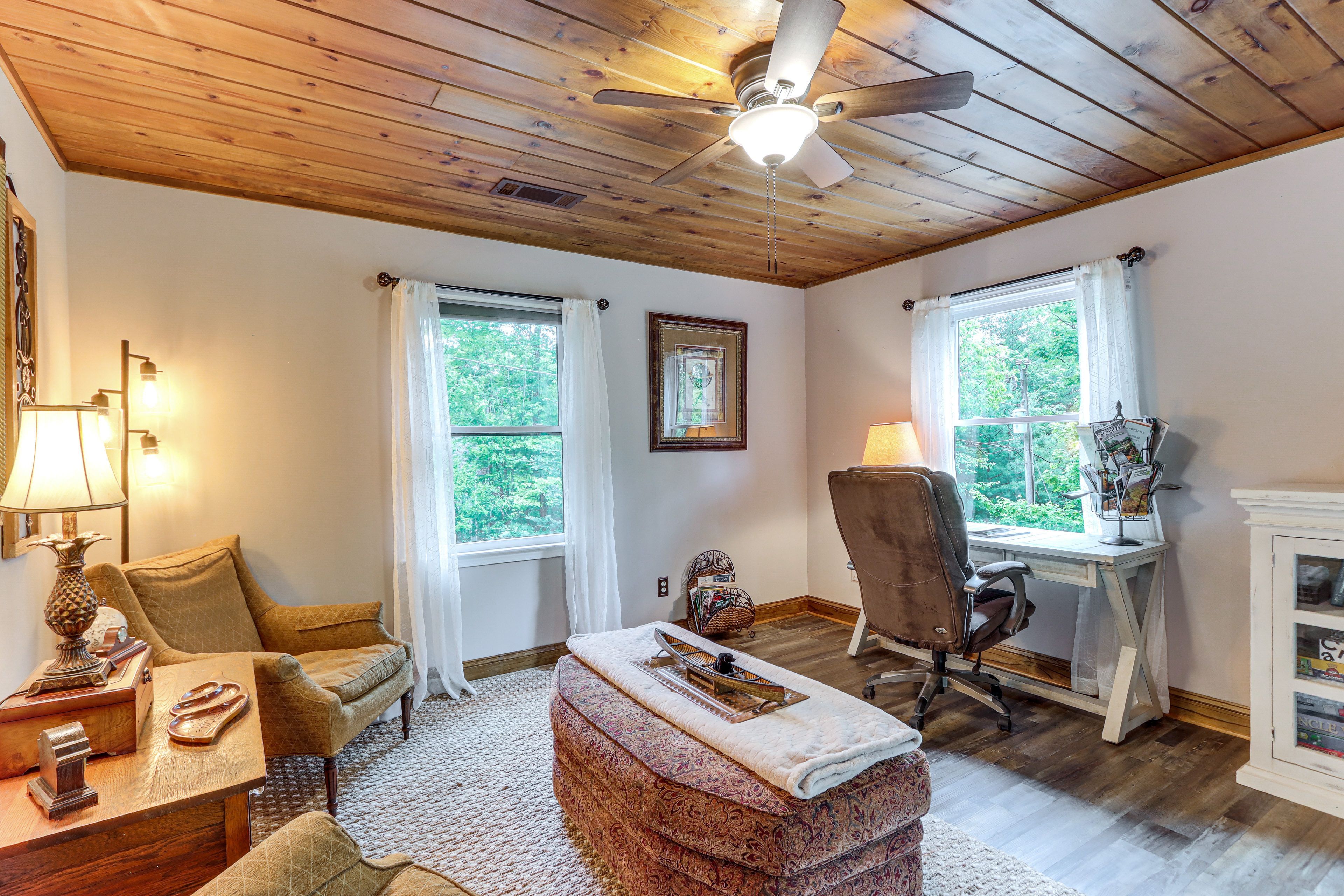 Loft Area | 2nd Floor