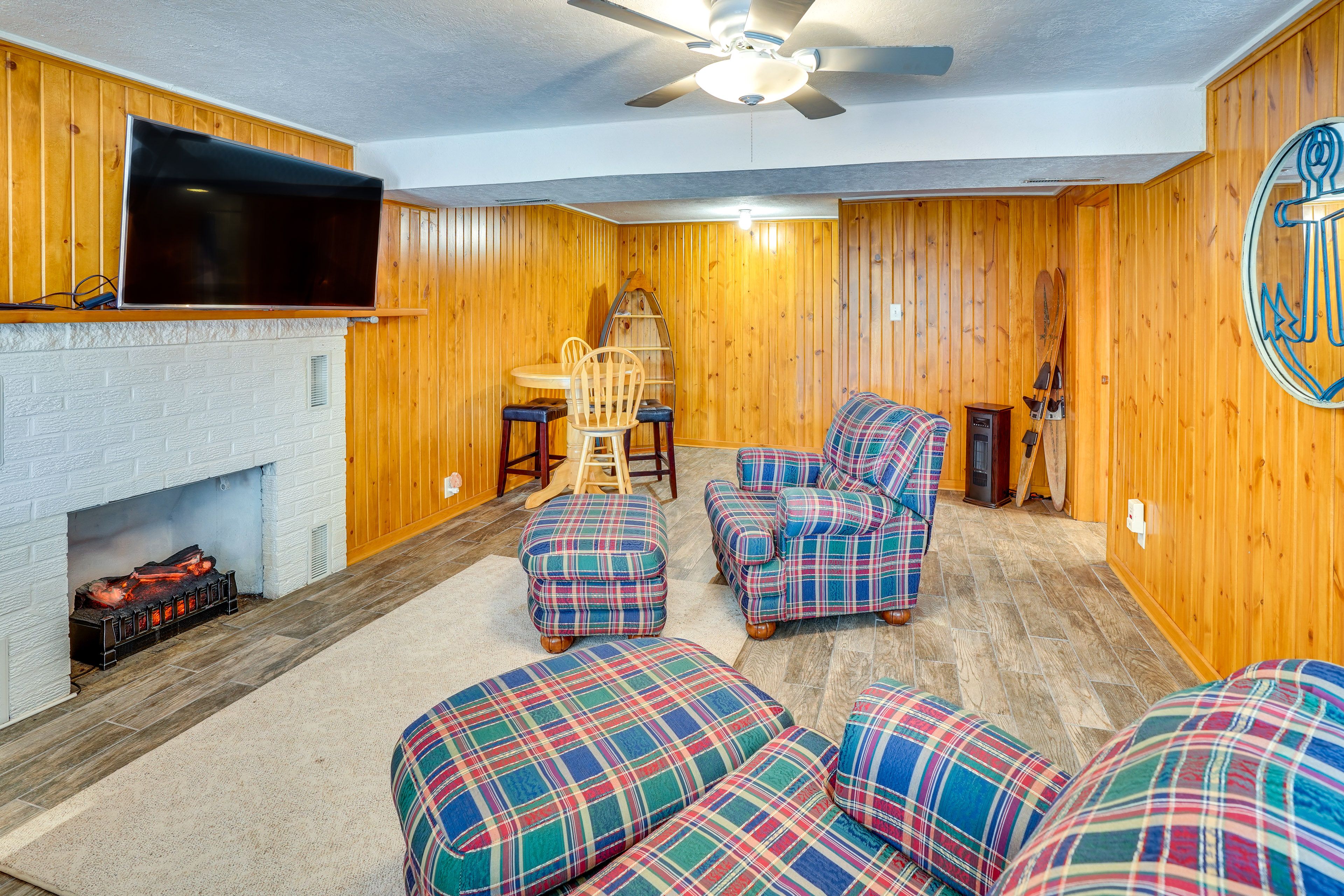 Living Room | Flat-Screen TV | Basement Level