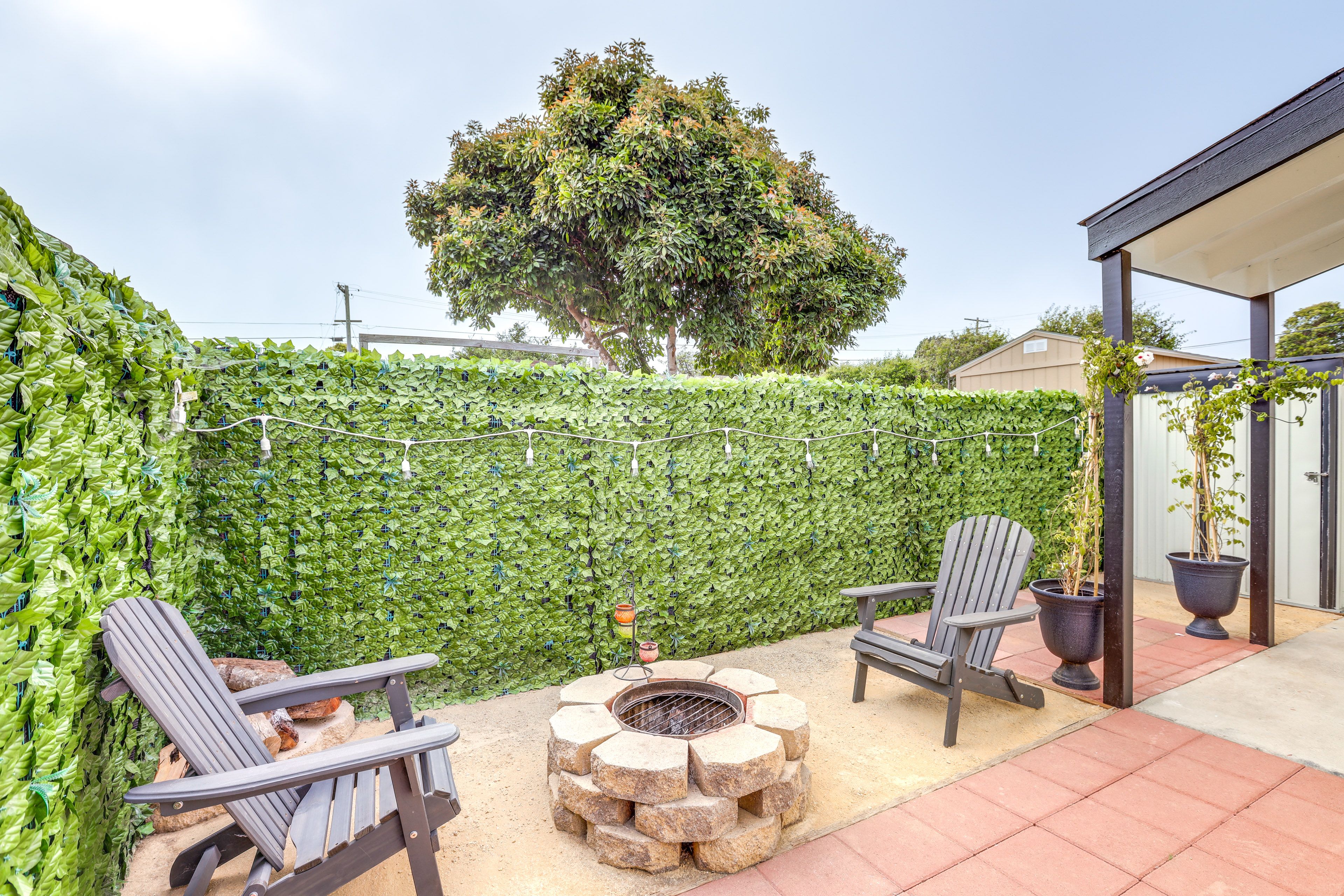 Patio | Wood-Burning Fire Pit