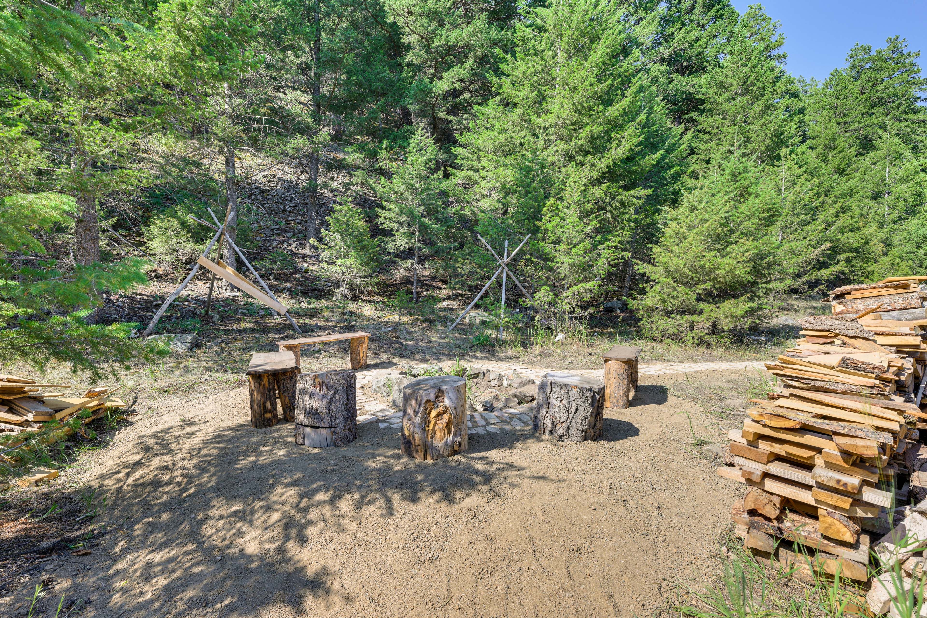Yard Area | Fire Pit