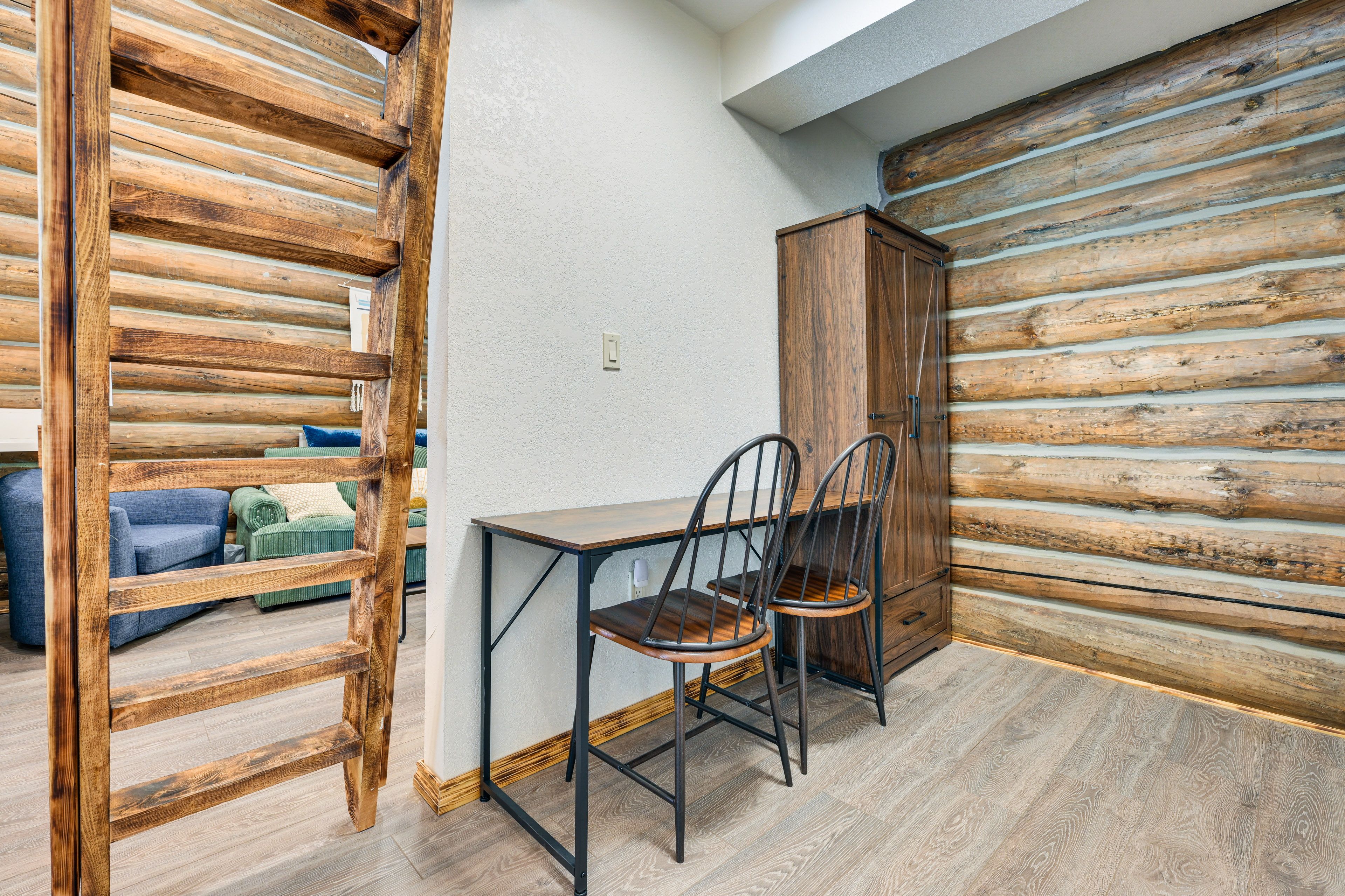 Dining Area | 1st Floor