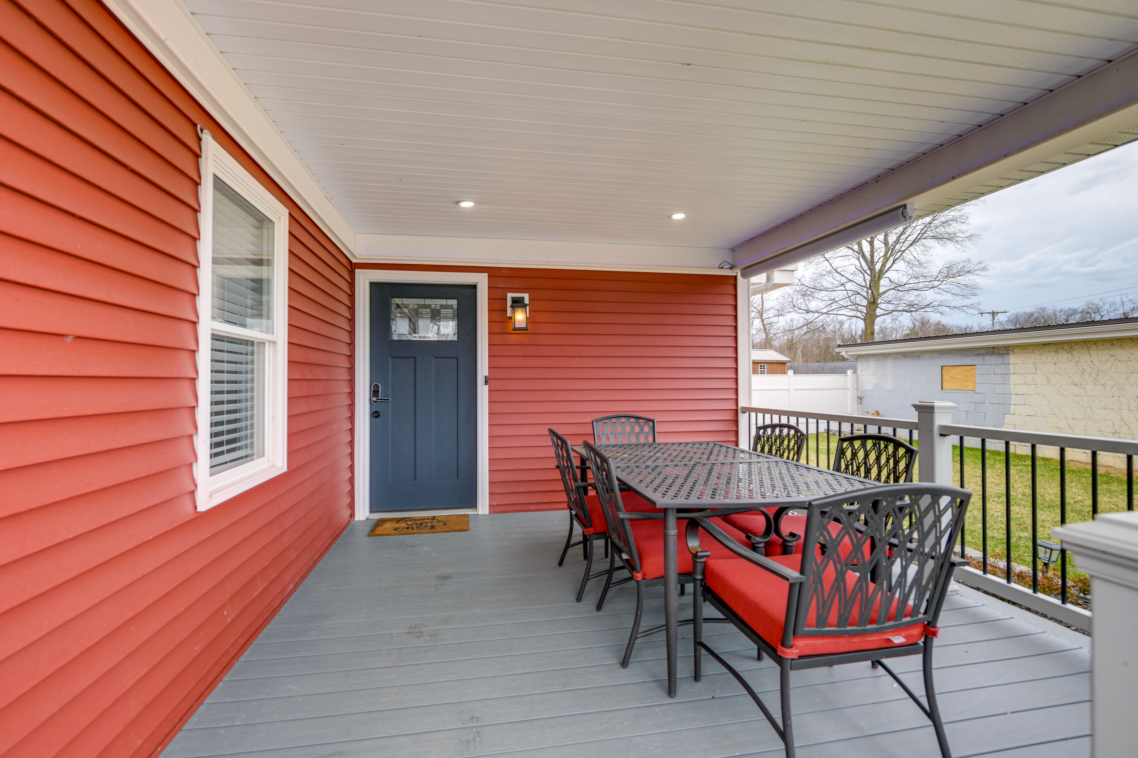 Main House Front Entry & Porch | Outdoor Dining