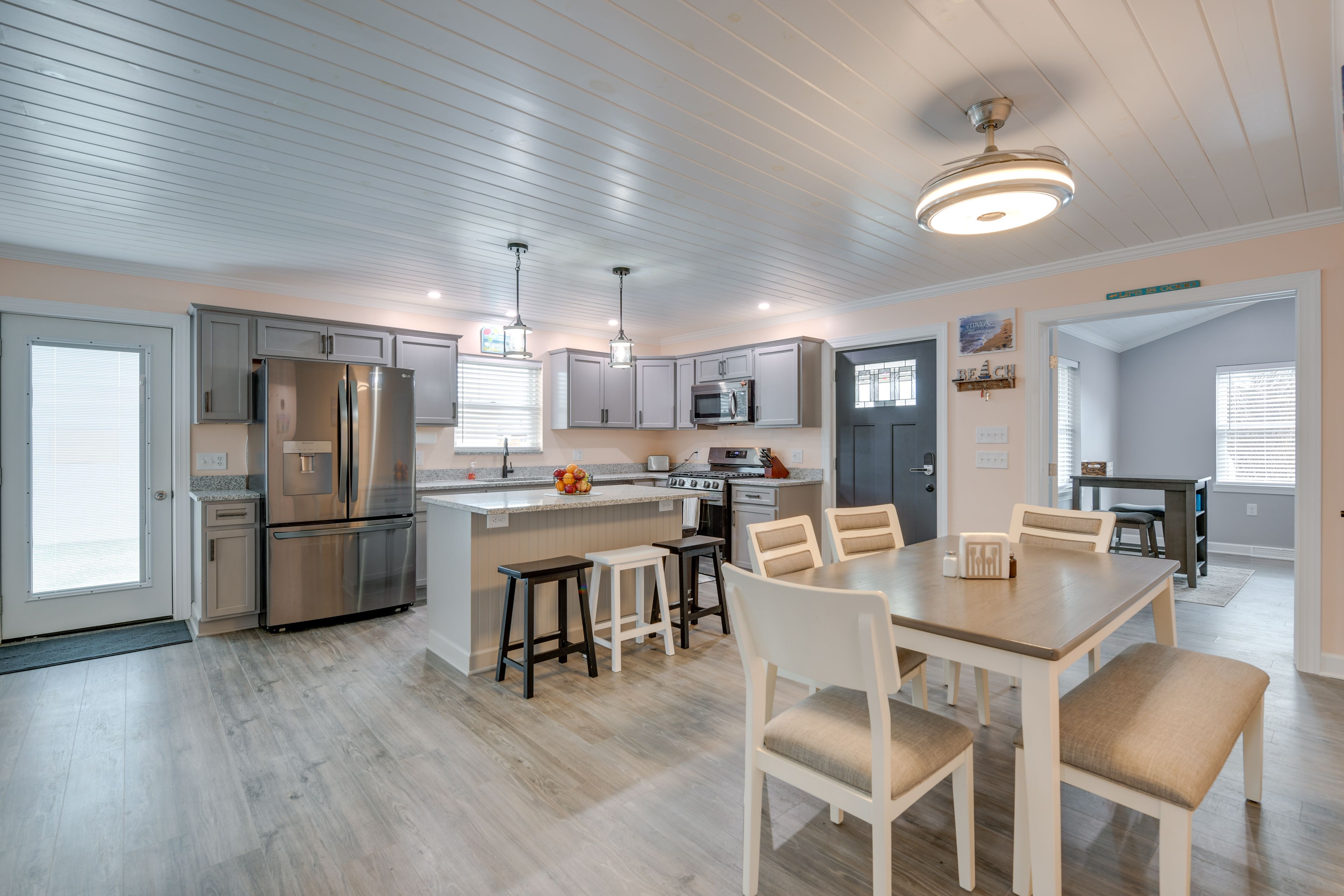 Kitchen & Dining Area | Keyless Entry