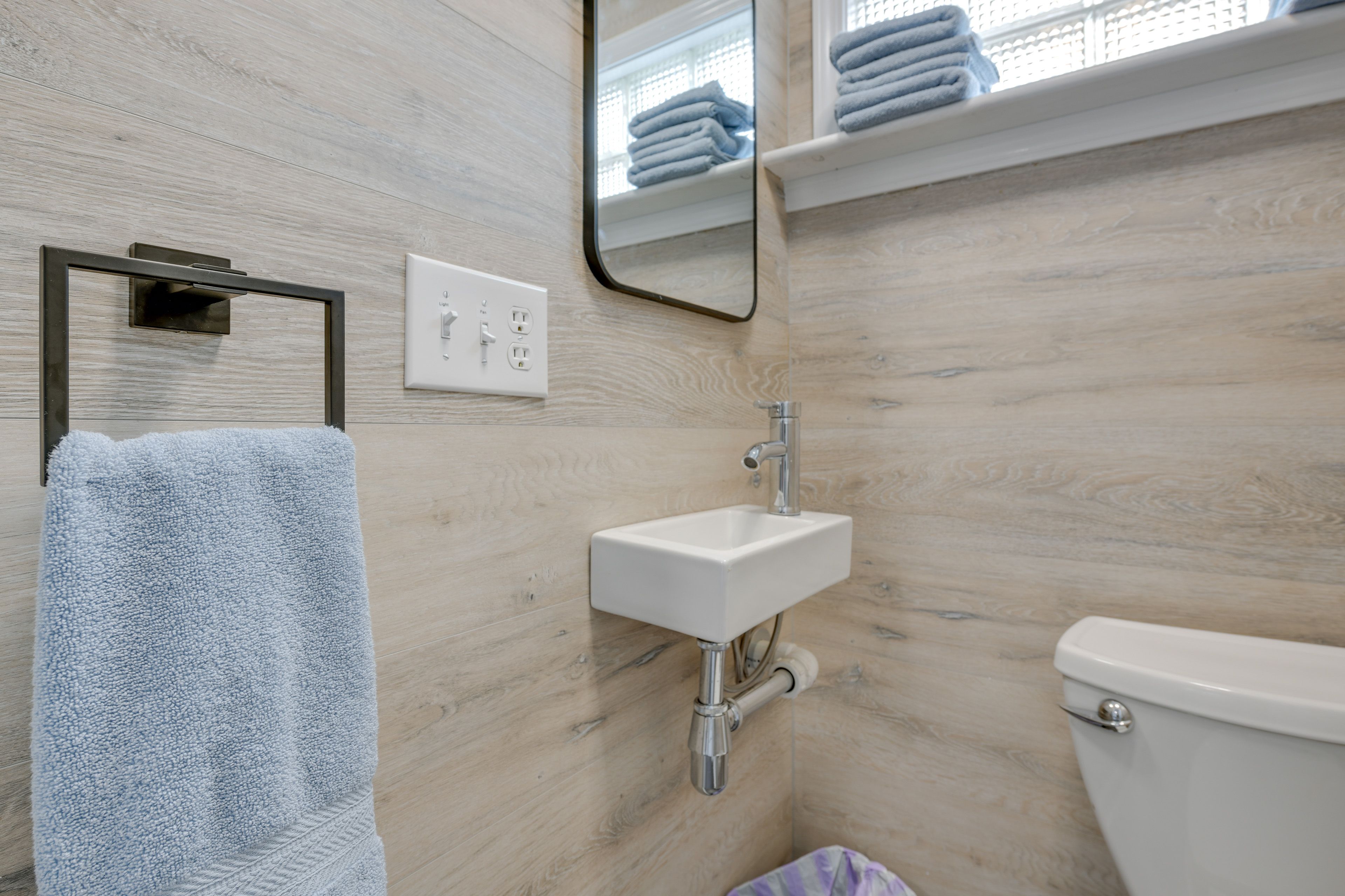 Detached Studio (Unavailable Oct 1st-March 1st) | Half Bathroom