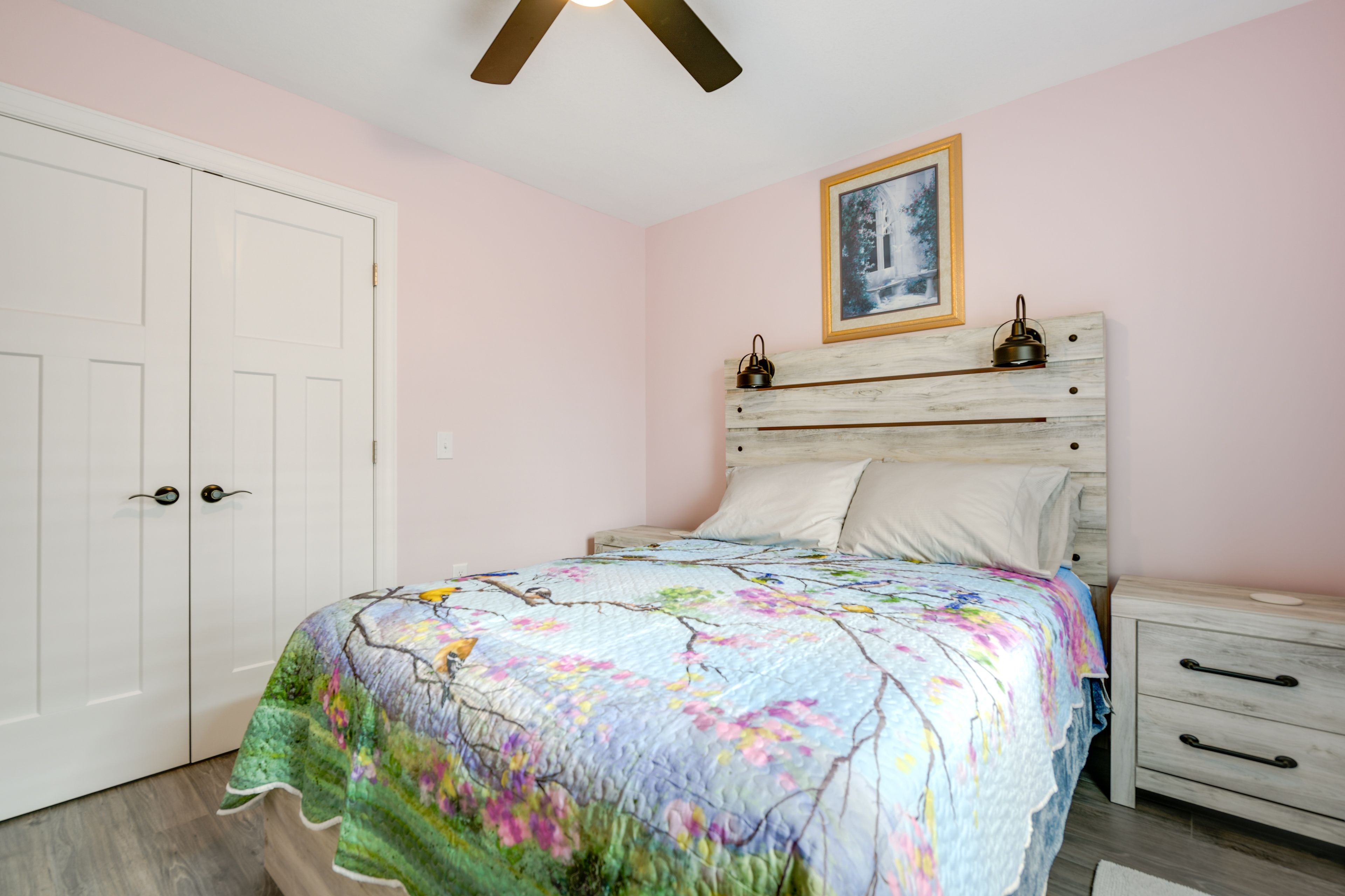 Bedroom 2 | Queen Bed | 1st Floor