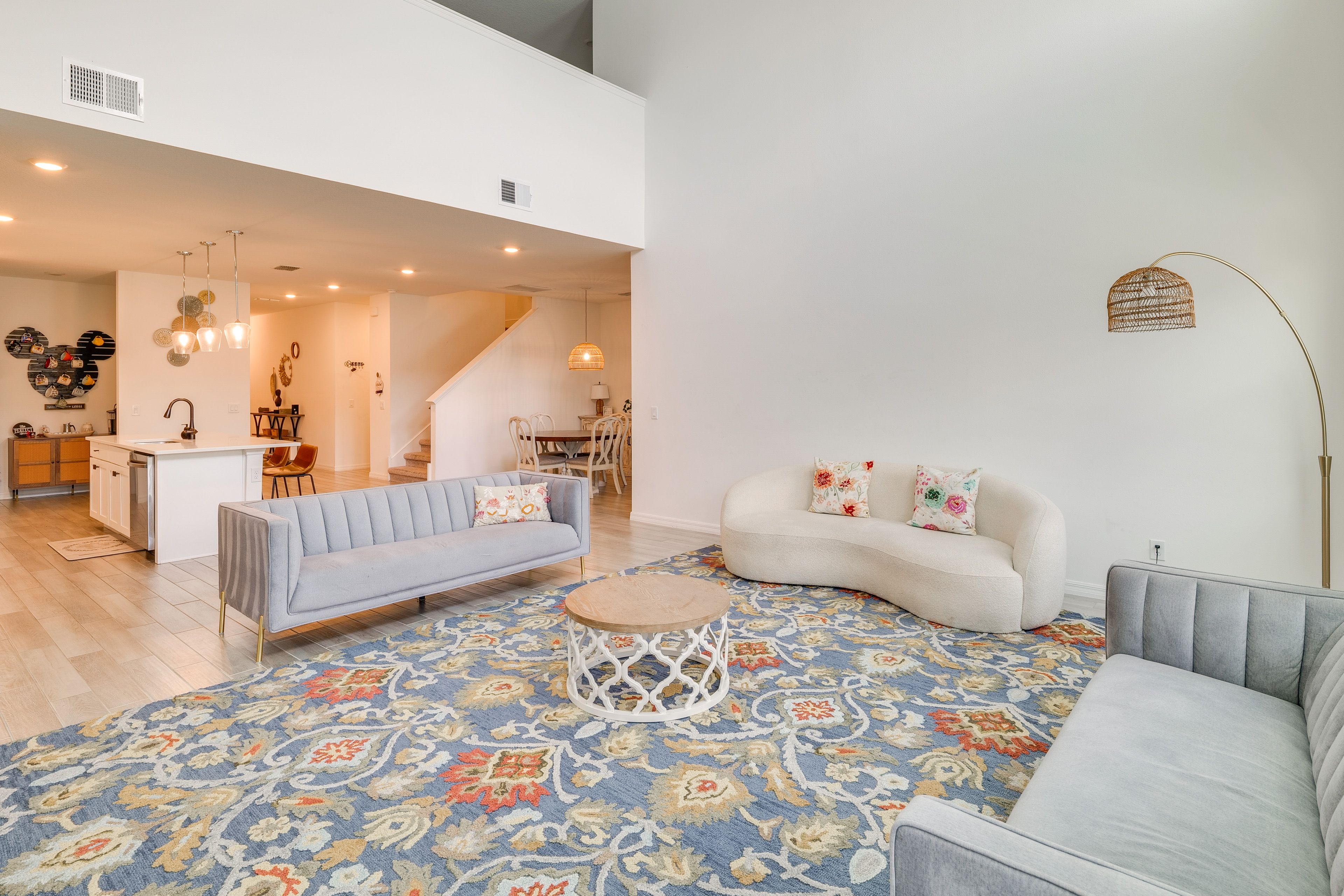 Davenport Vacation Rental | 6BR | 4.5BA | 3,500 Sq Ft | 2 Steps to Enter
