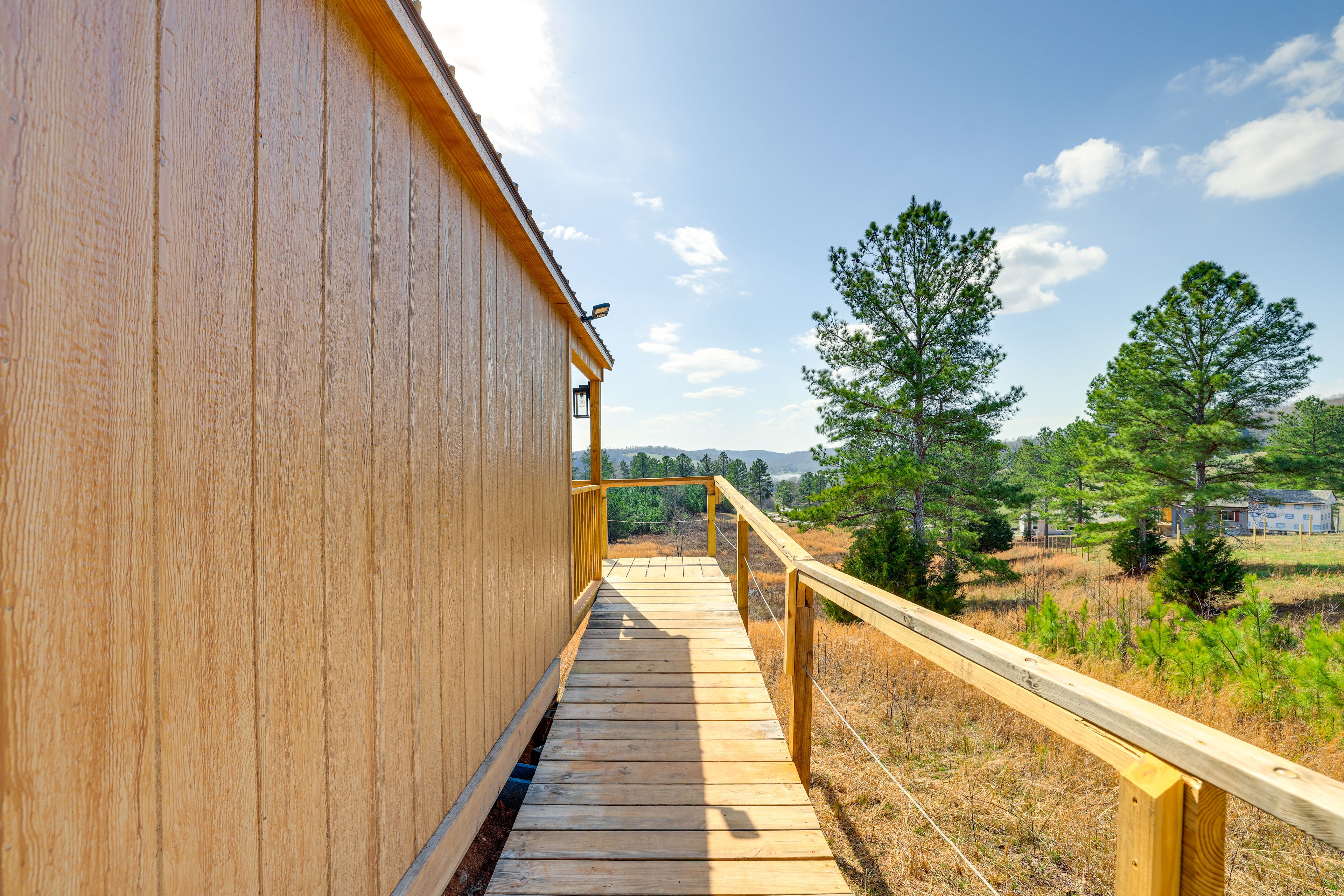 Cabin Exterior | Step-Free Ramp